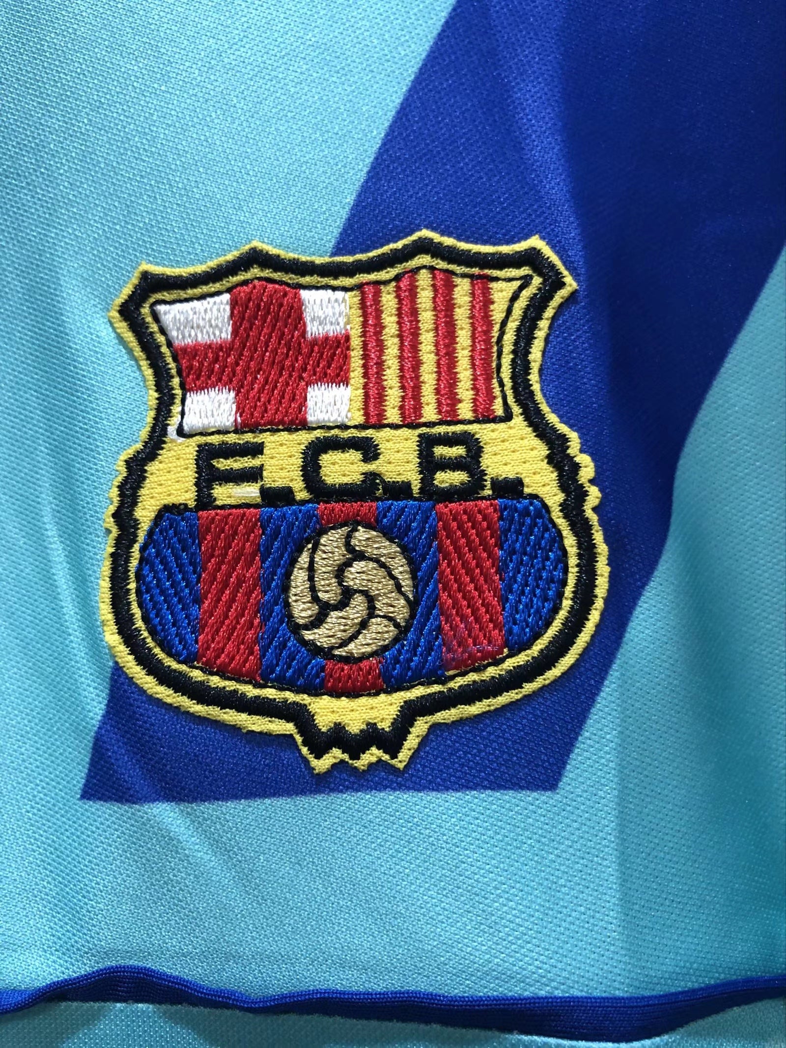 BARCELONA Retro Away Jersey 1992-95 image 10