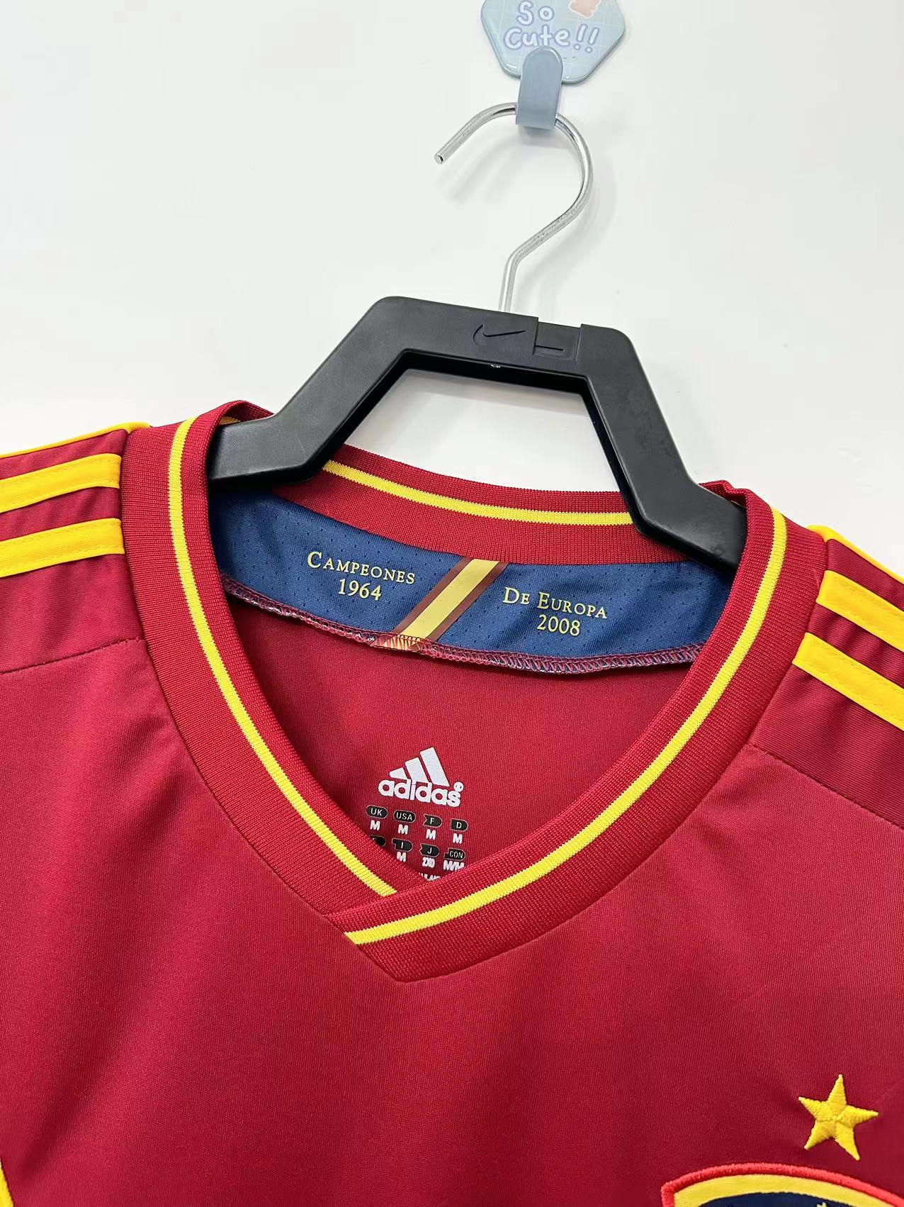 SPAIN Retro Home Jersey 2012 image 2