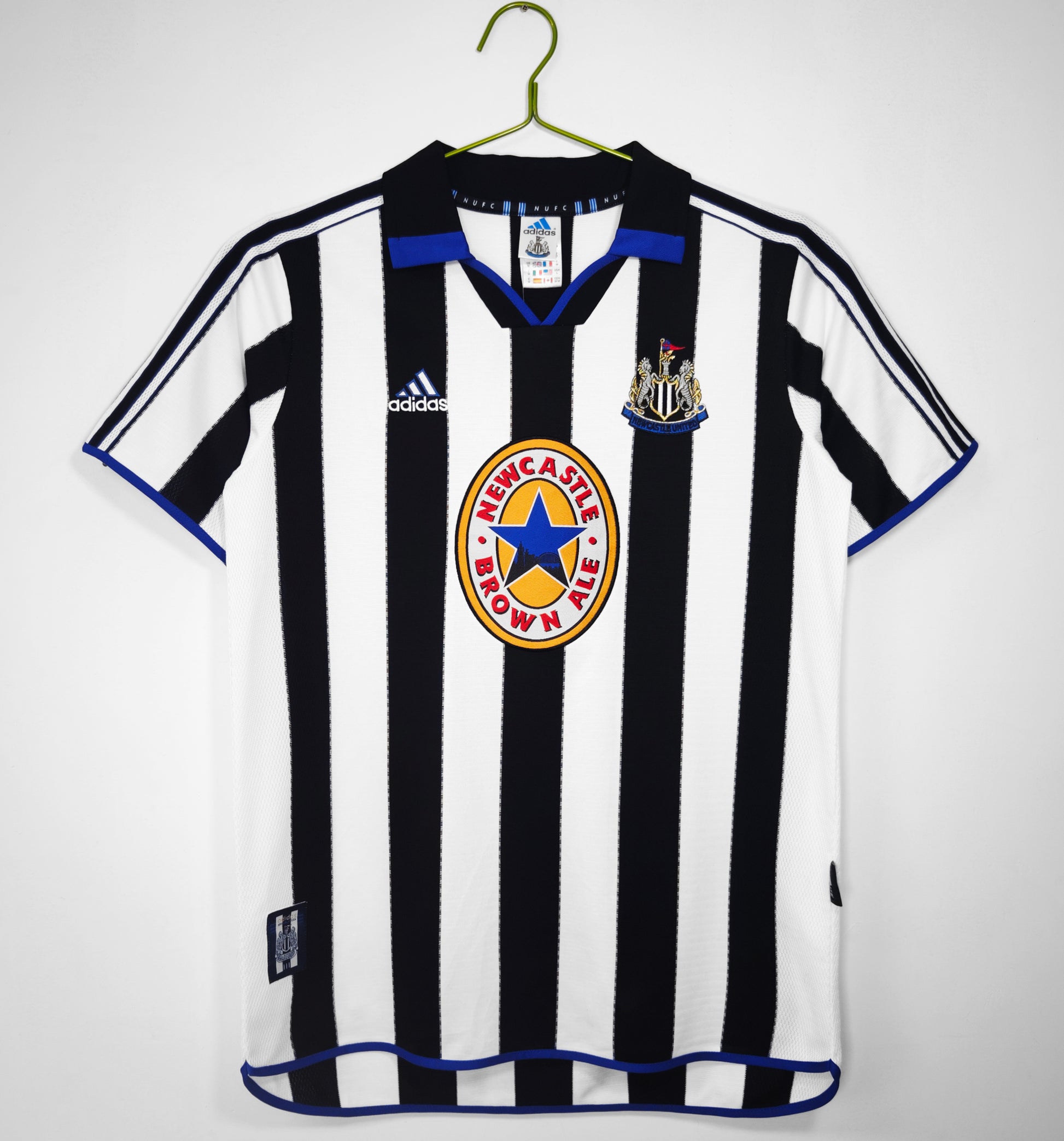 NEWCASTLE UNITED Retro Home Jersey 1999-00 image 0