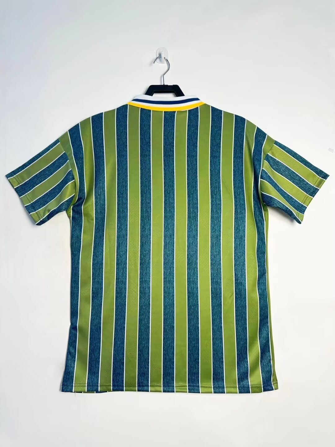 INTER MILAN Retro Away Jersey  1995-96 image 1