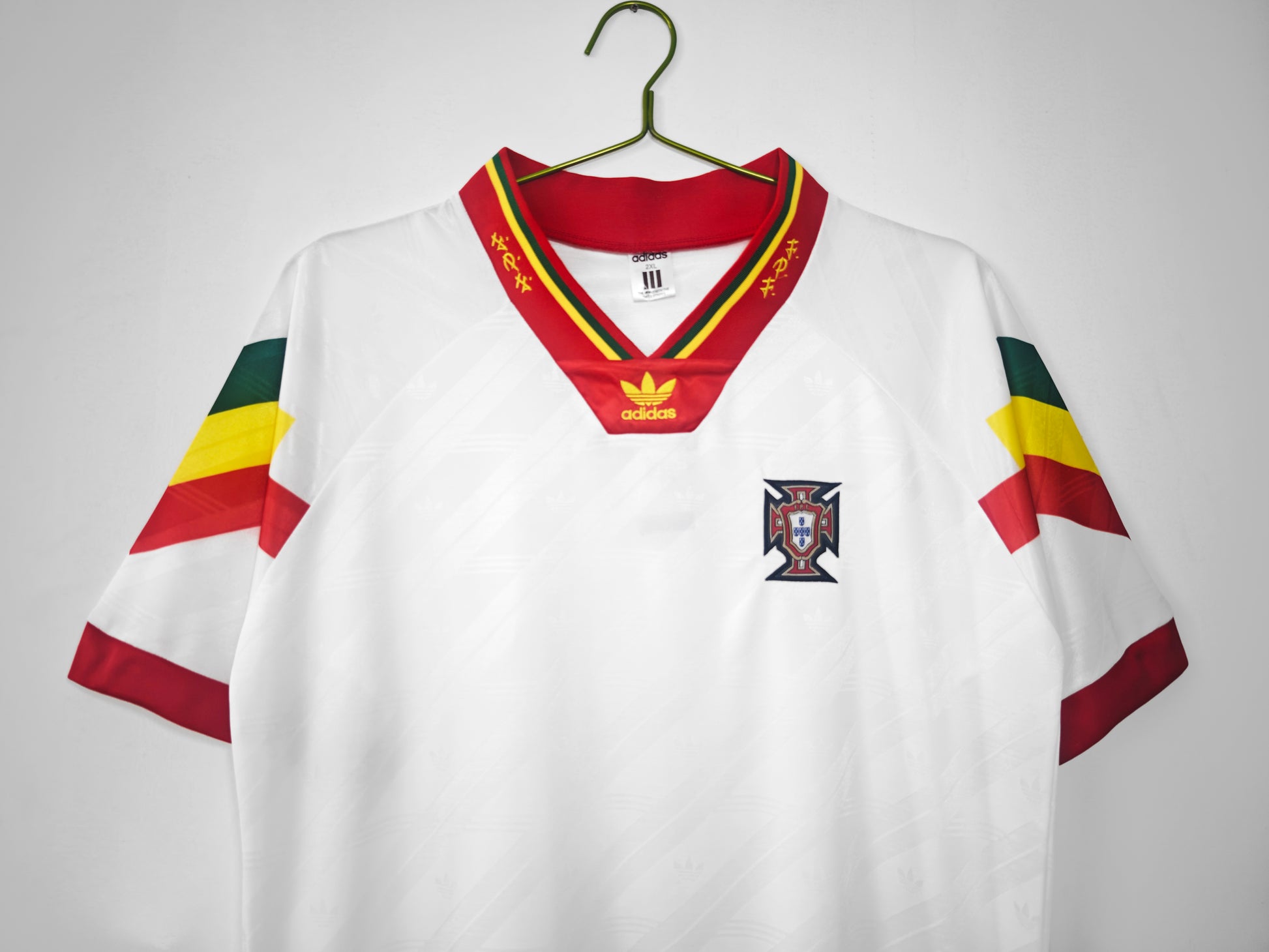 PORTUGAL Retro Away Jersey Euro 1992 image 4