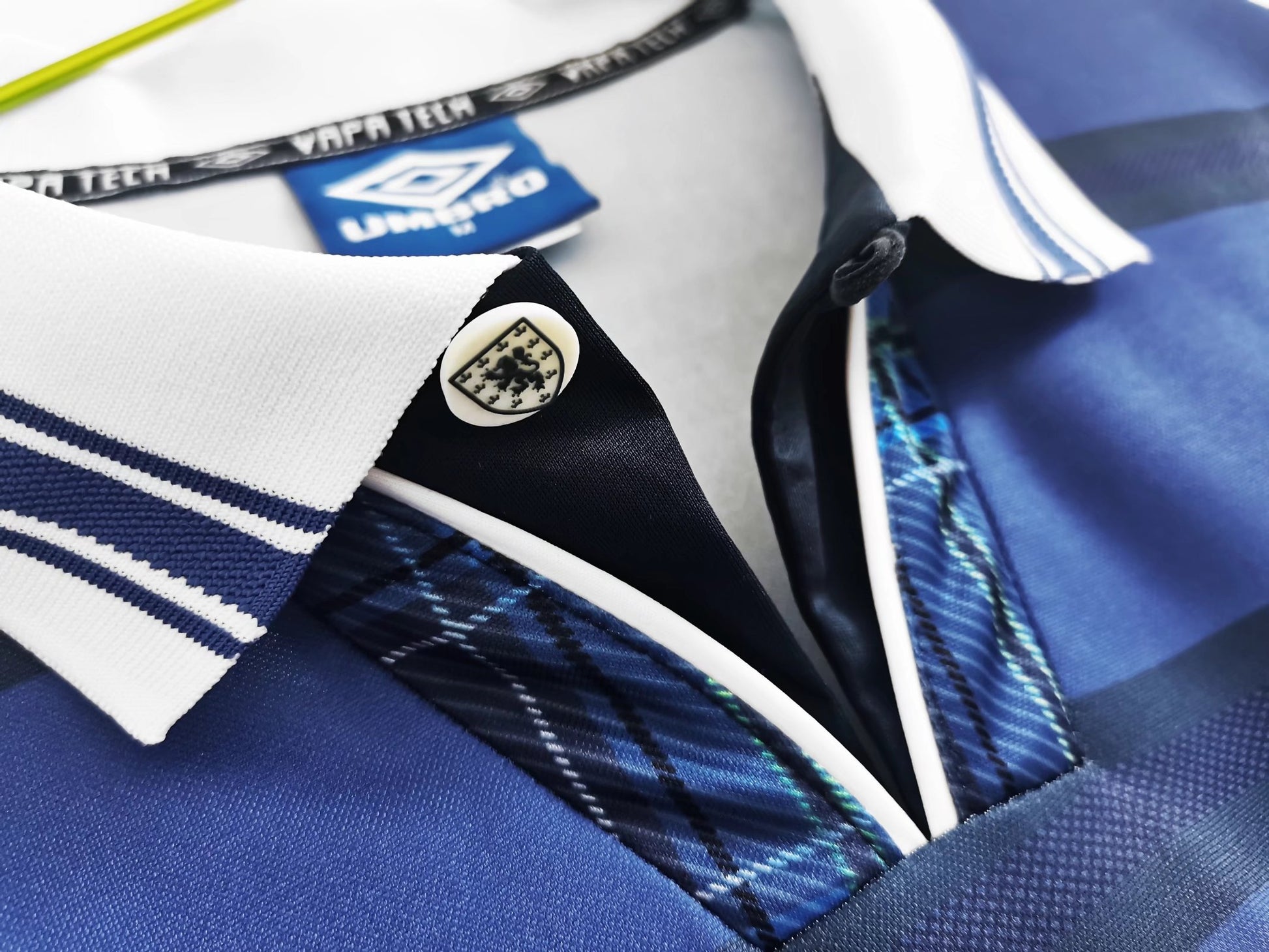 SCOTLAND Retro Home Jersey 1998 image 4