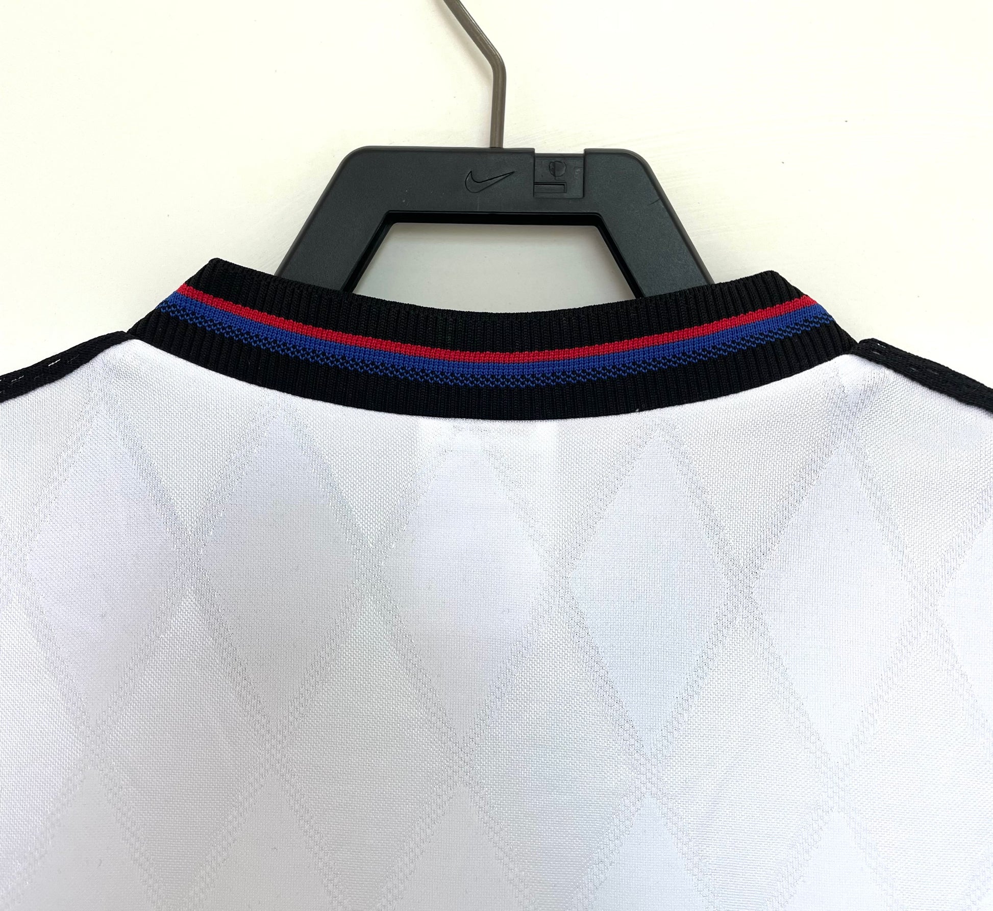 BAYERN MUNICH Retro Away Jersey 1997-98 image 3