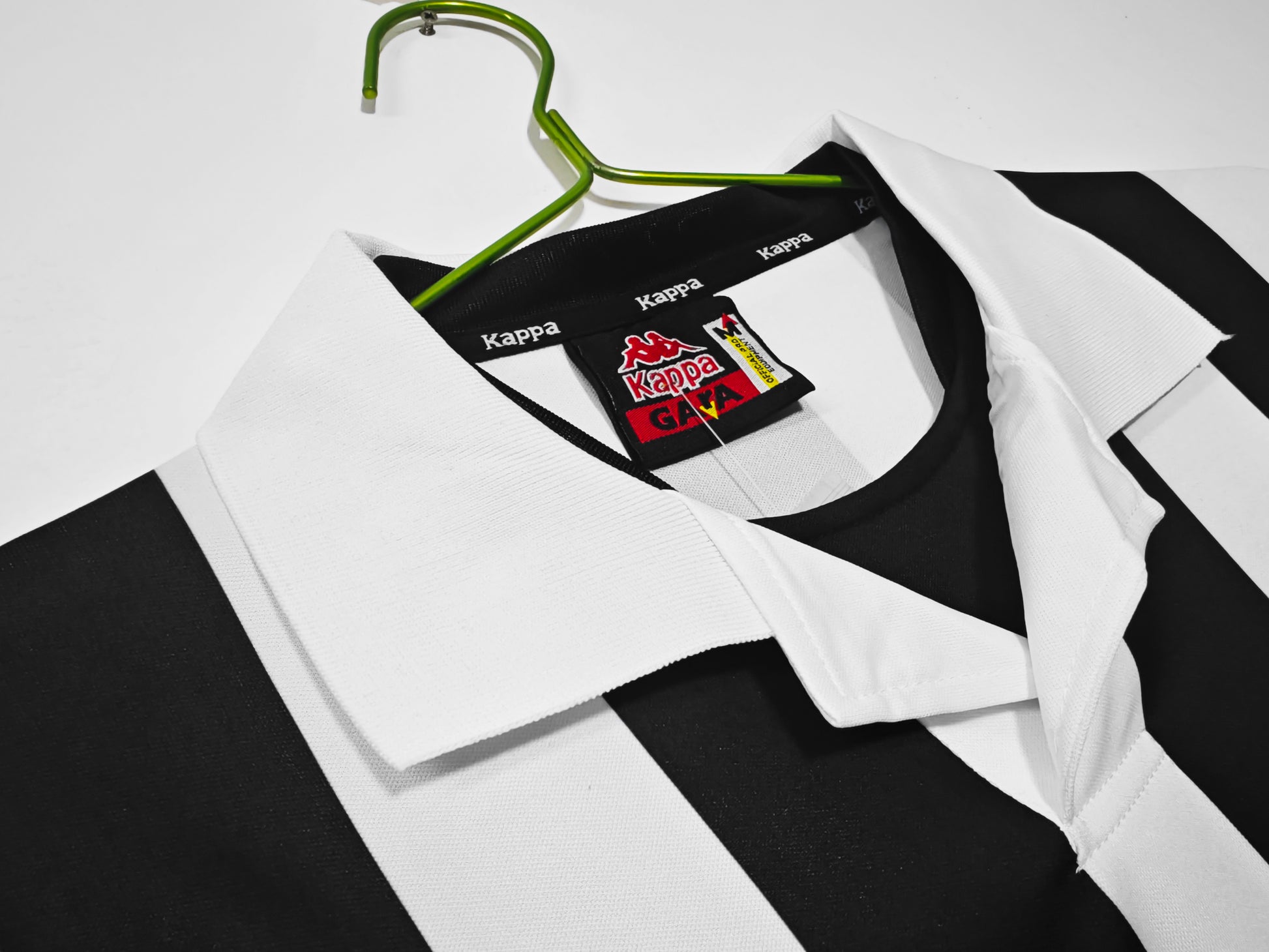 JUVENTUS  RETRO HOME JERSEY 1998-99 image 3