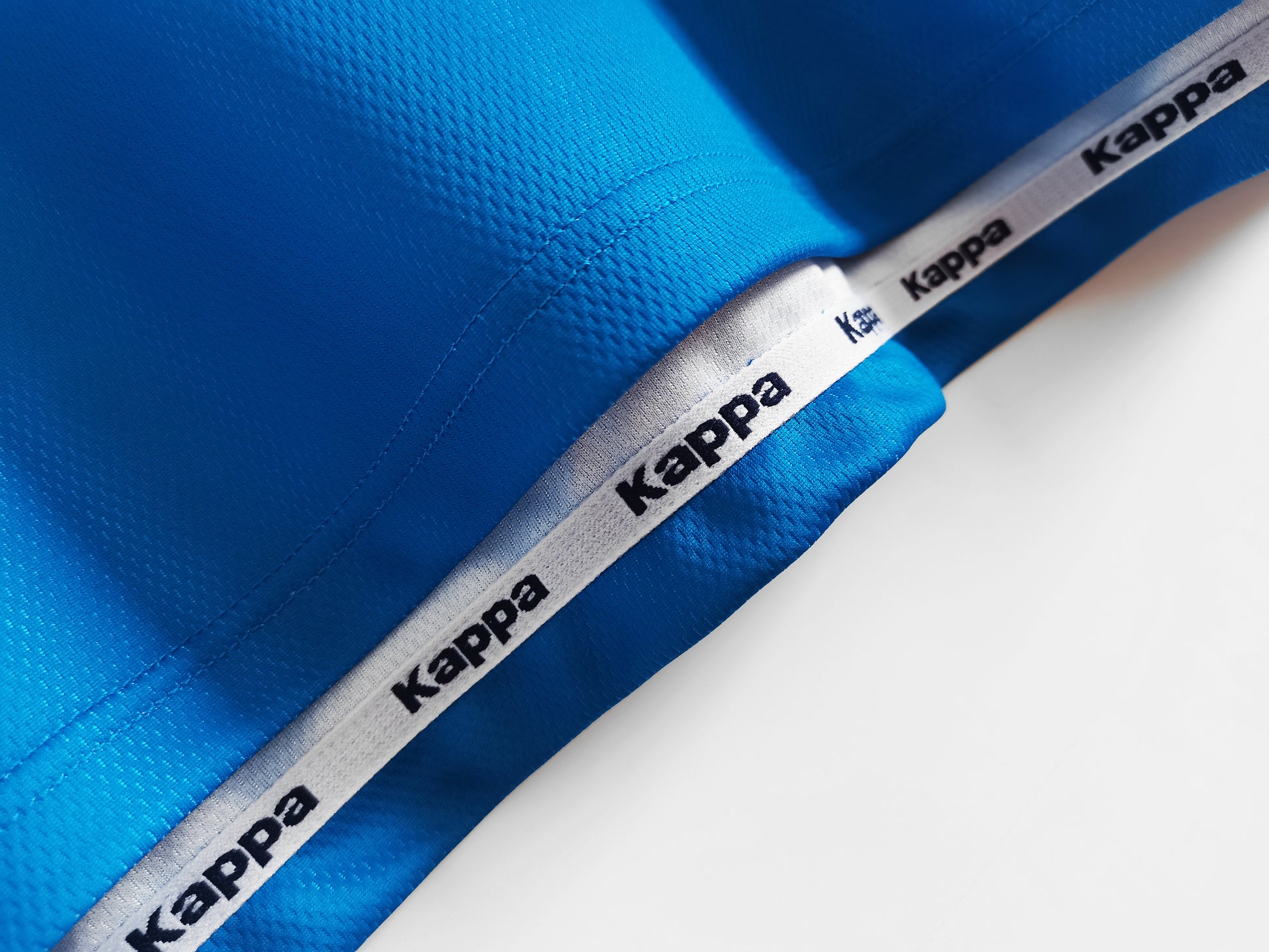 MANCHESTER CITY Retro Home Jersey 1997-98 image 7