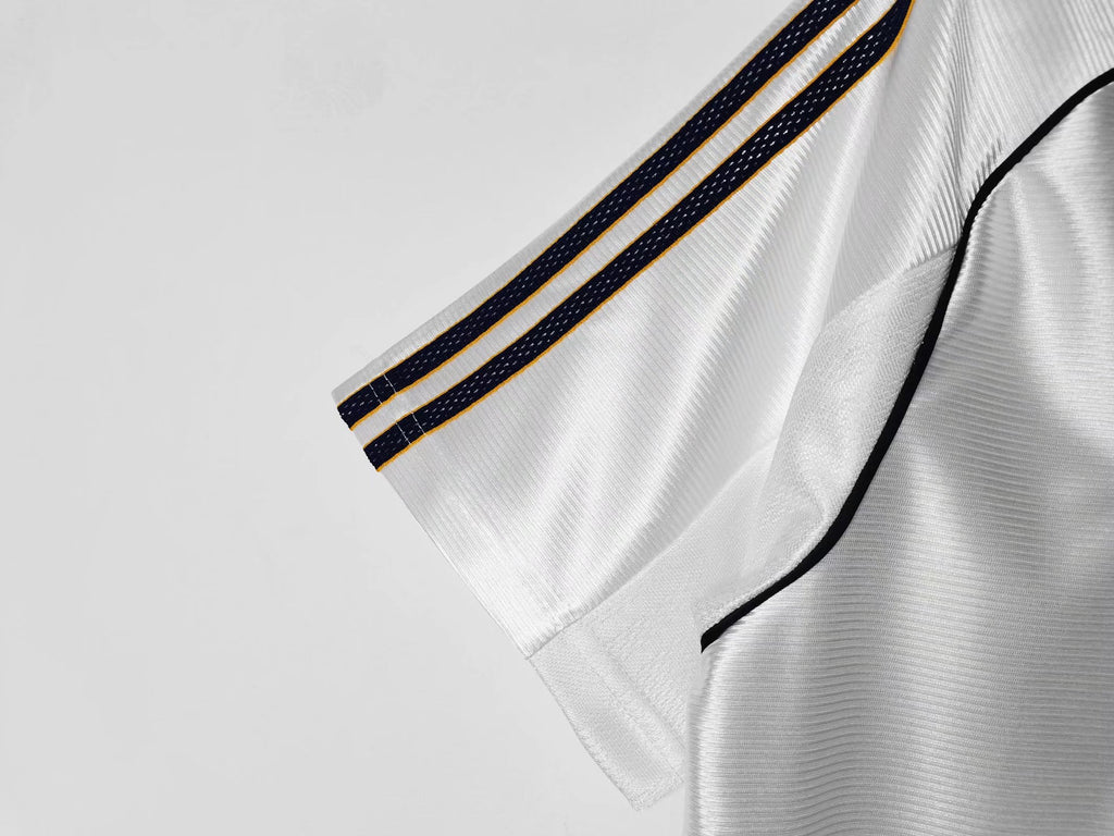REAL MADRID Retro Home Jersey 1998-99 image 8