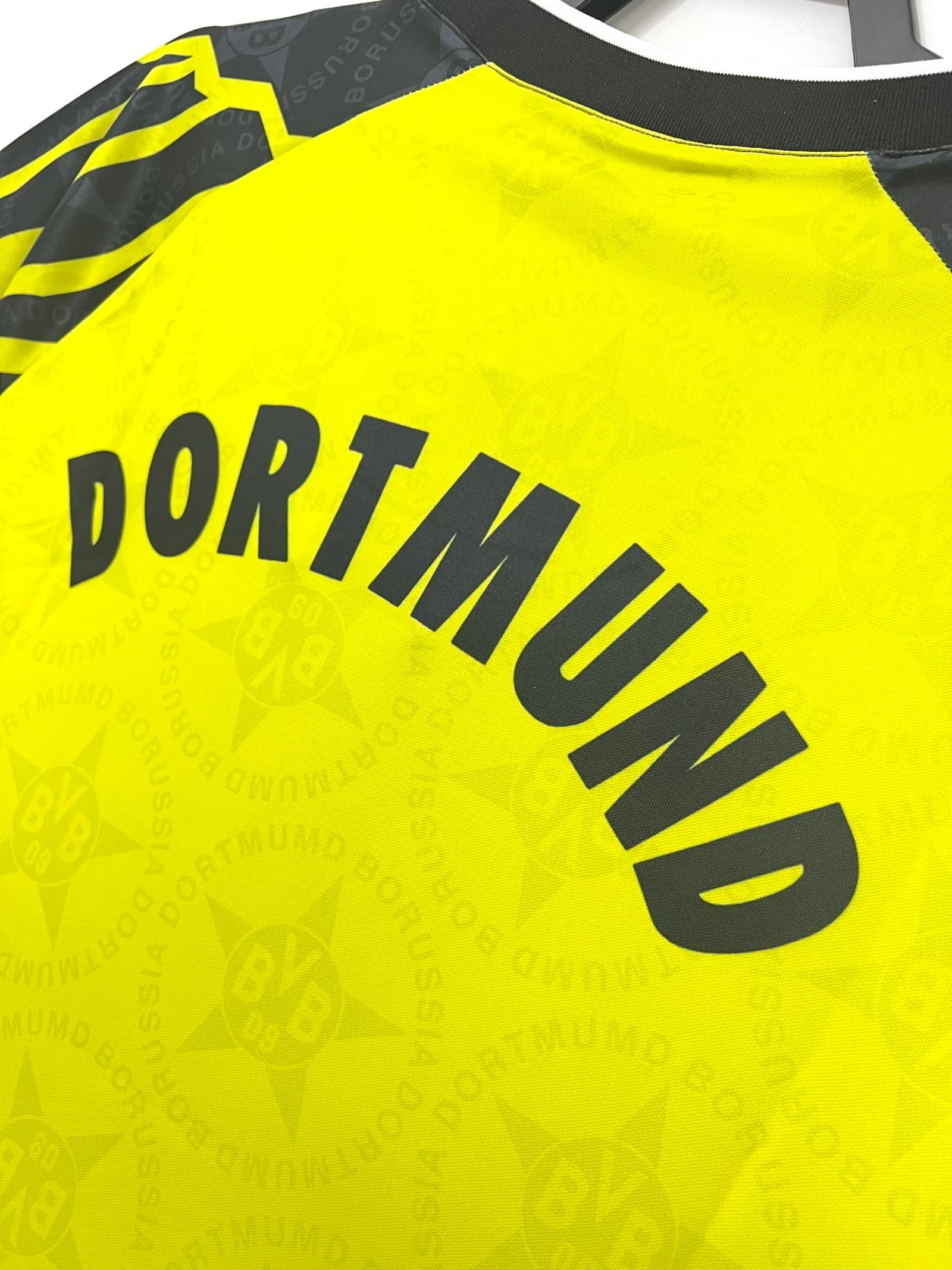 BVB Retro Home Jersey 1994-94 image 4