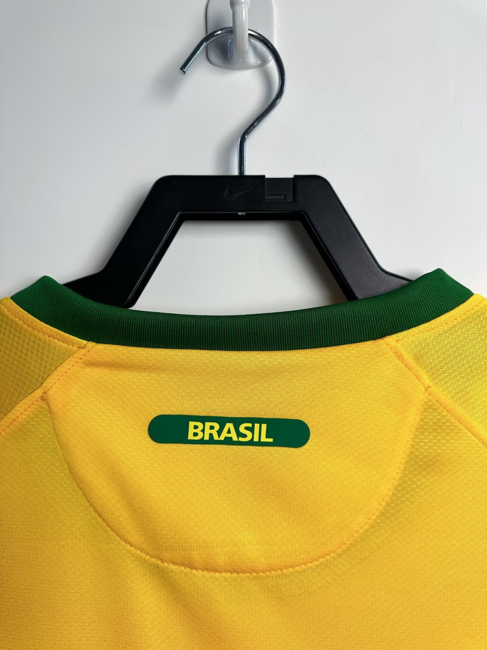 BRAZIL Retro Home Jersey 2010 image 8