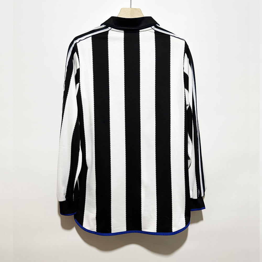 NEWCASTLE UNITED Retro L/S Home Jersey 1999-00 image 1