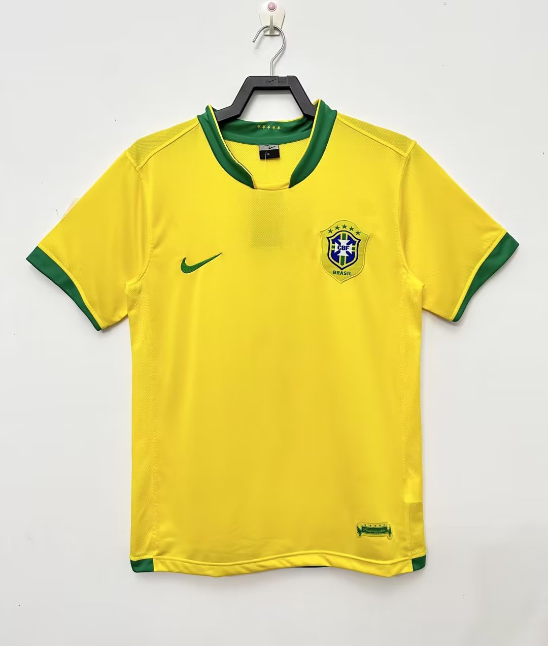 BRAZIL Retro Home Jersey 2006 image 0