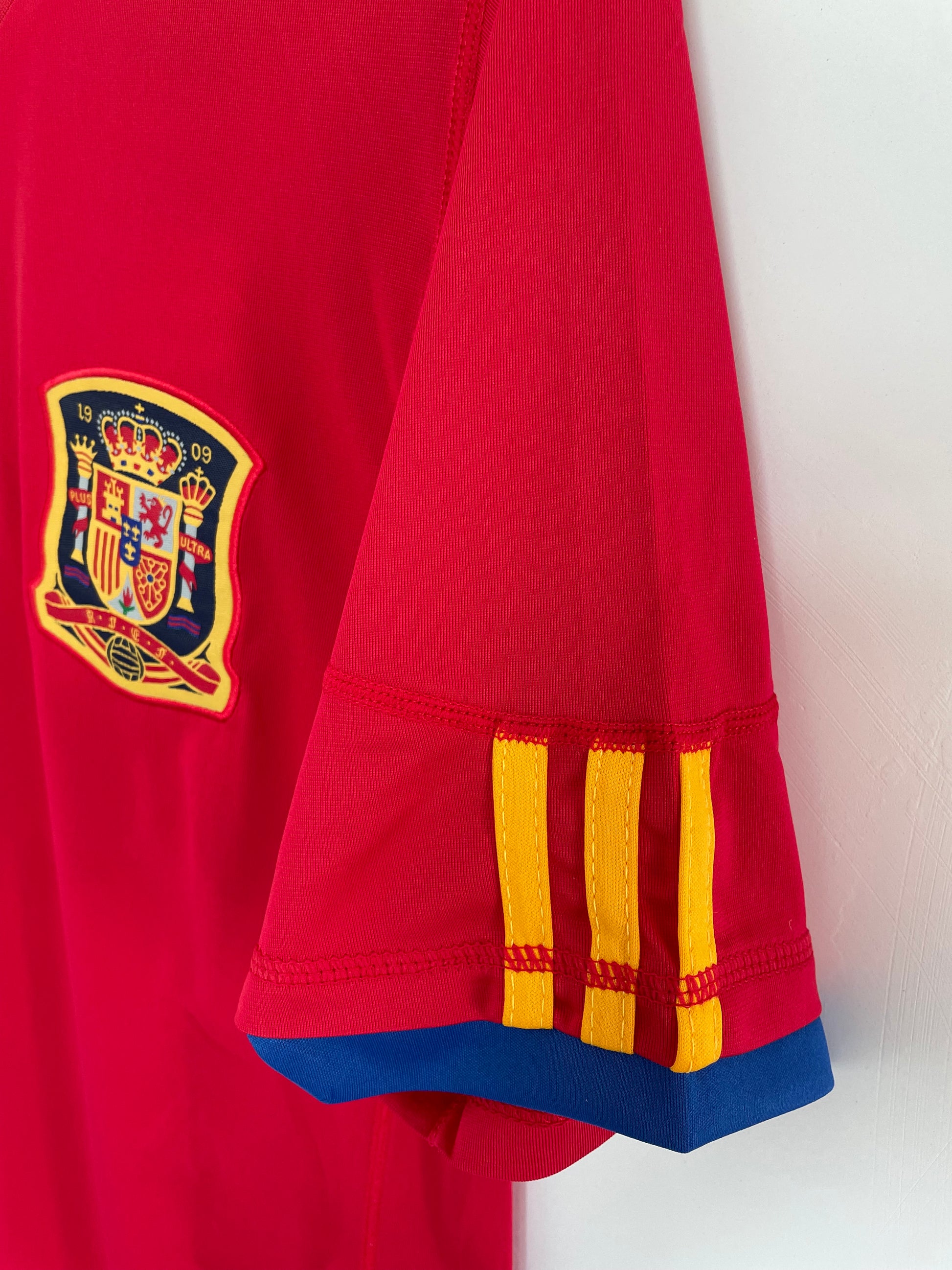 SPAIN Retro Home Jersey 2010 image 9
