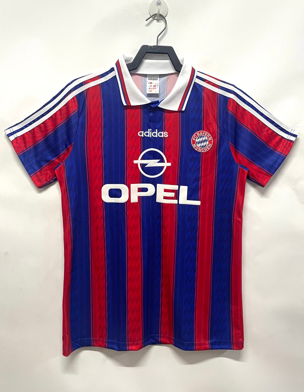 BAYERN MUNICH Retro Home Jersey 1996-97 image 0