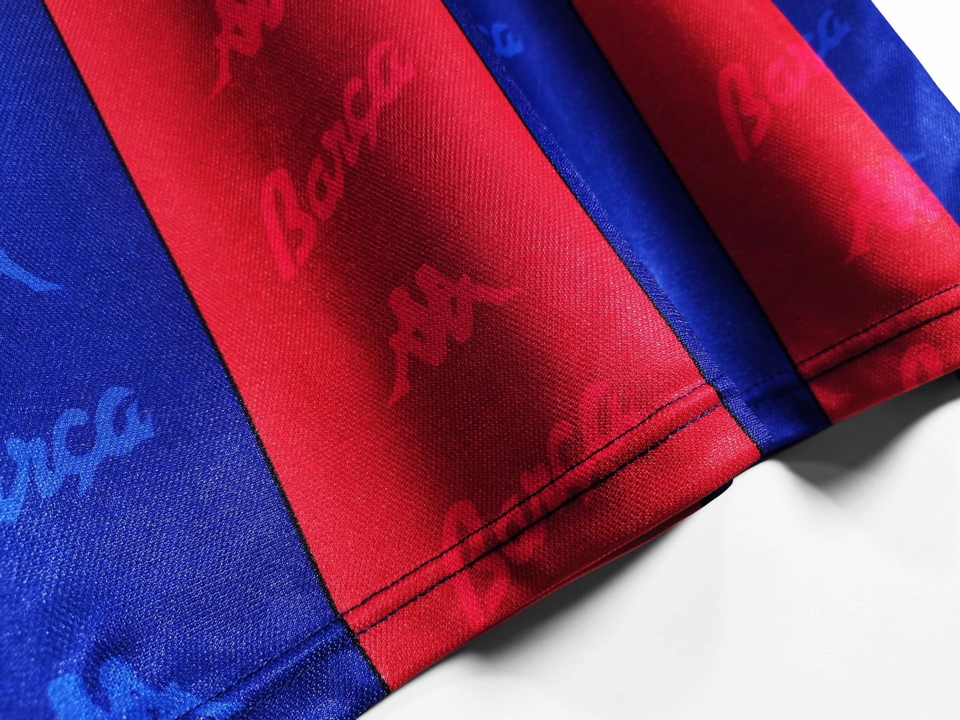 BARCELONA Retro Home Jersey 1995-97 image 12
