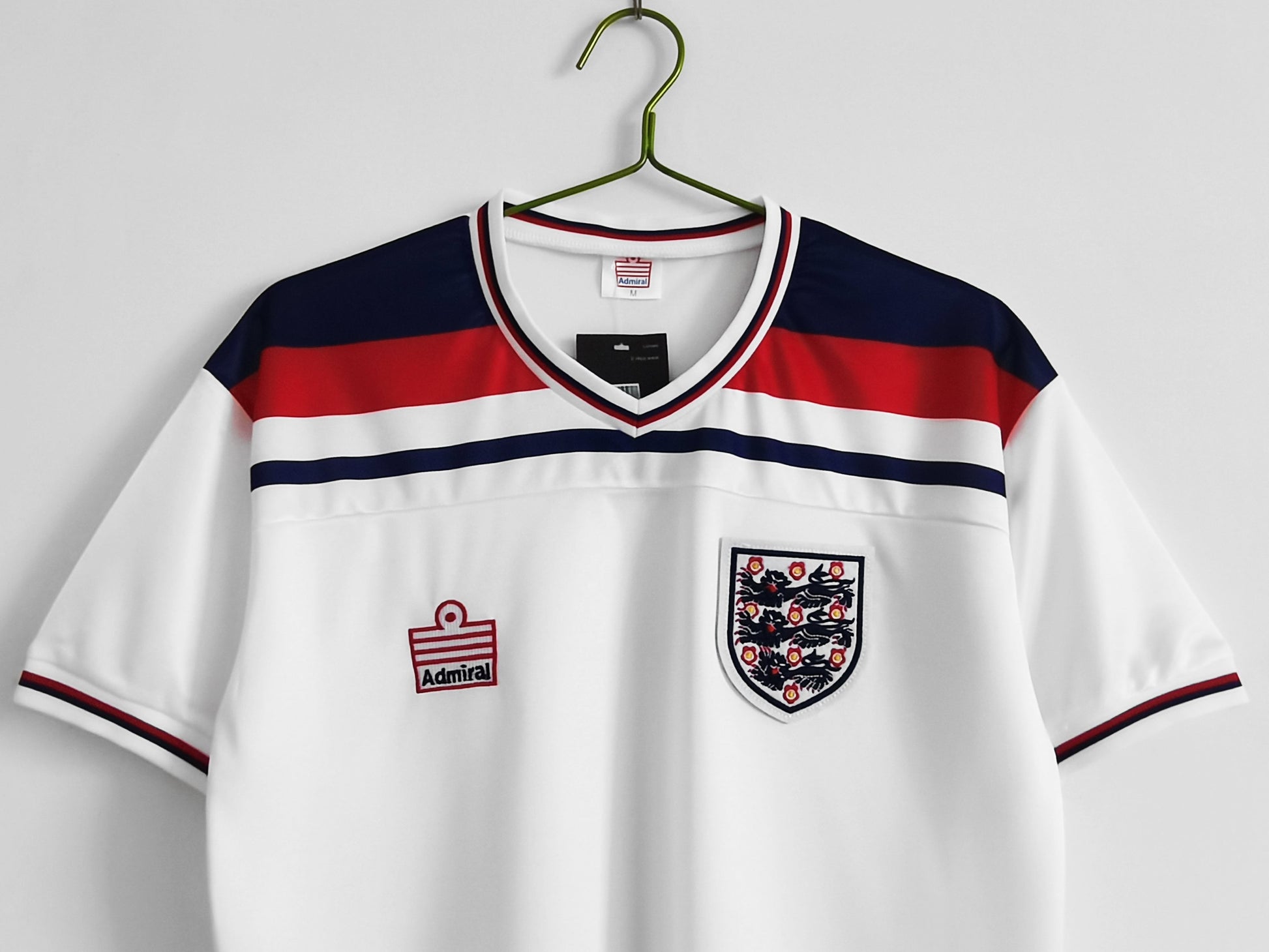 ENGLAND Retro Home Jersey WORLD CUP 1982 image 1