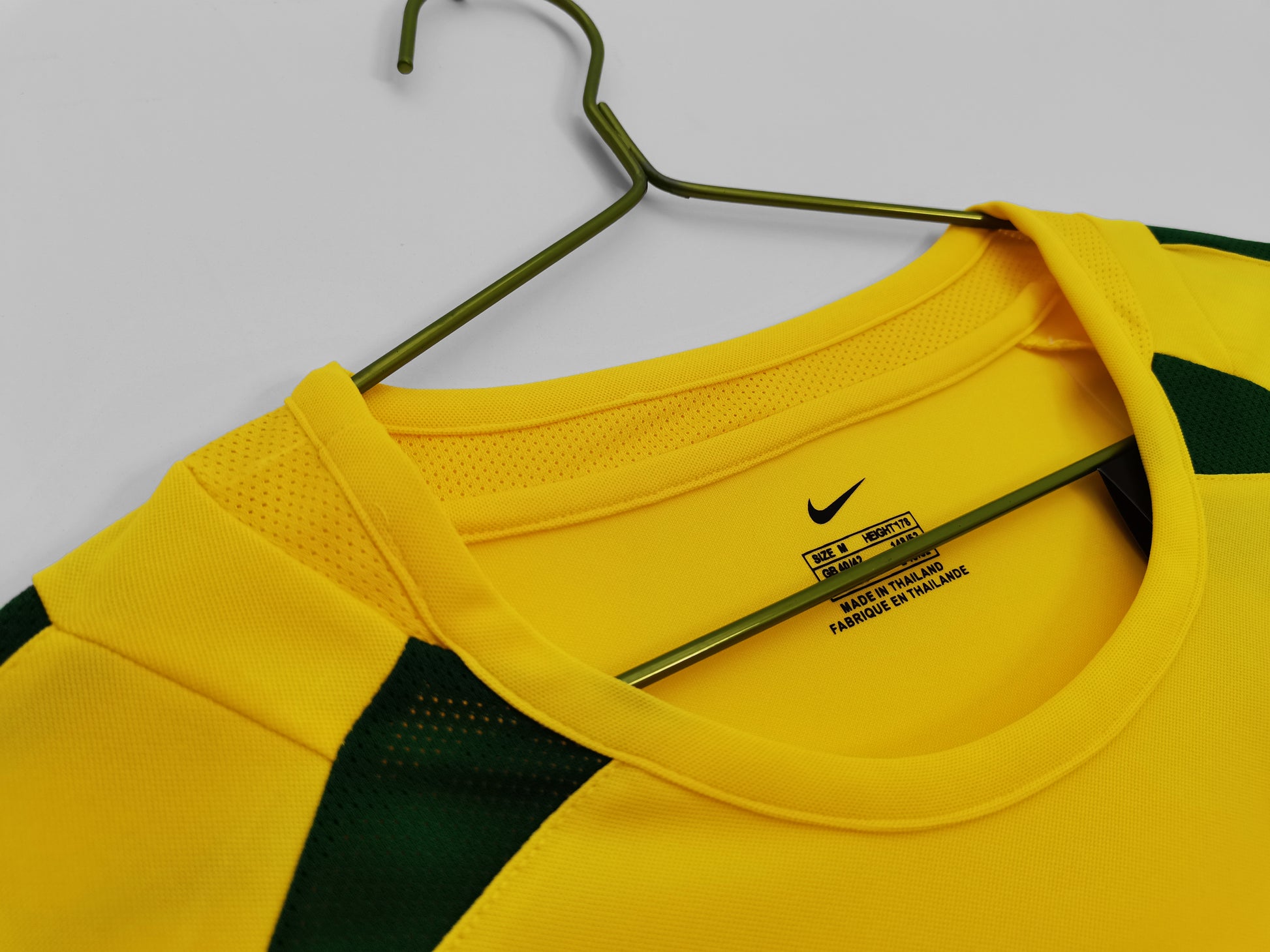 BRAZIL Retro Home Jersey 2002 image 6