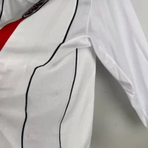 ENGLAND Retro L/S Home Jersey WORLD CUP 2002 image 4