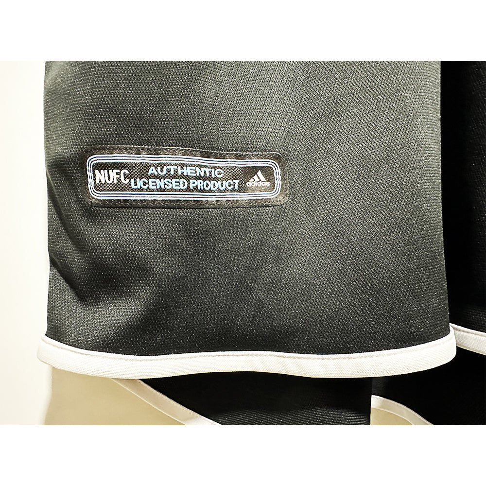 NEWCASTLE UNITED Retro Away Jersey 2000-01 image 7