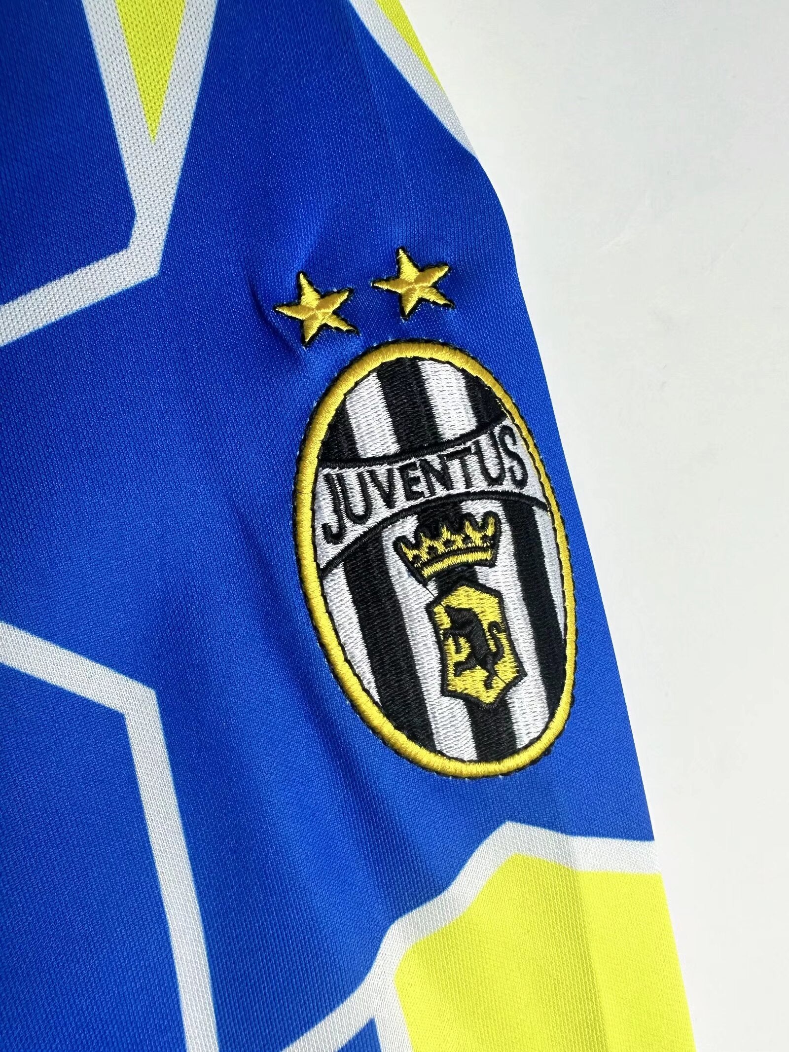 JUVENTUS Retro L/S Away Jersey 1996-97 image 5