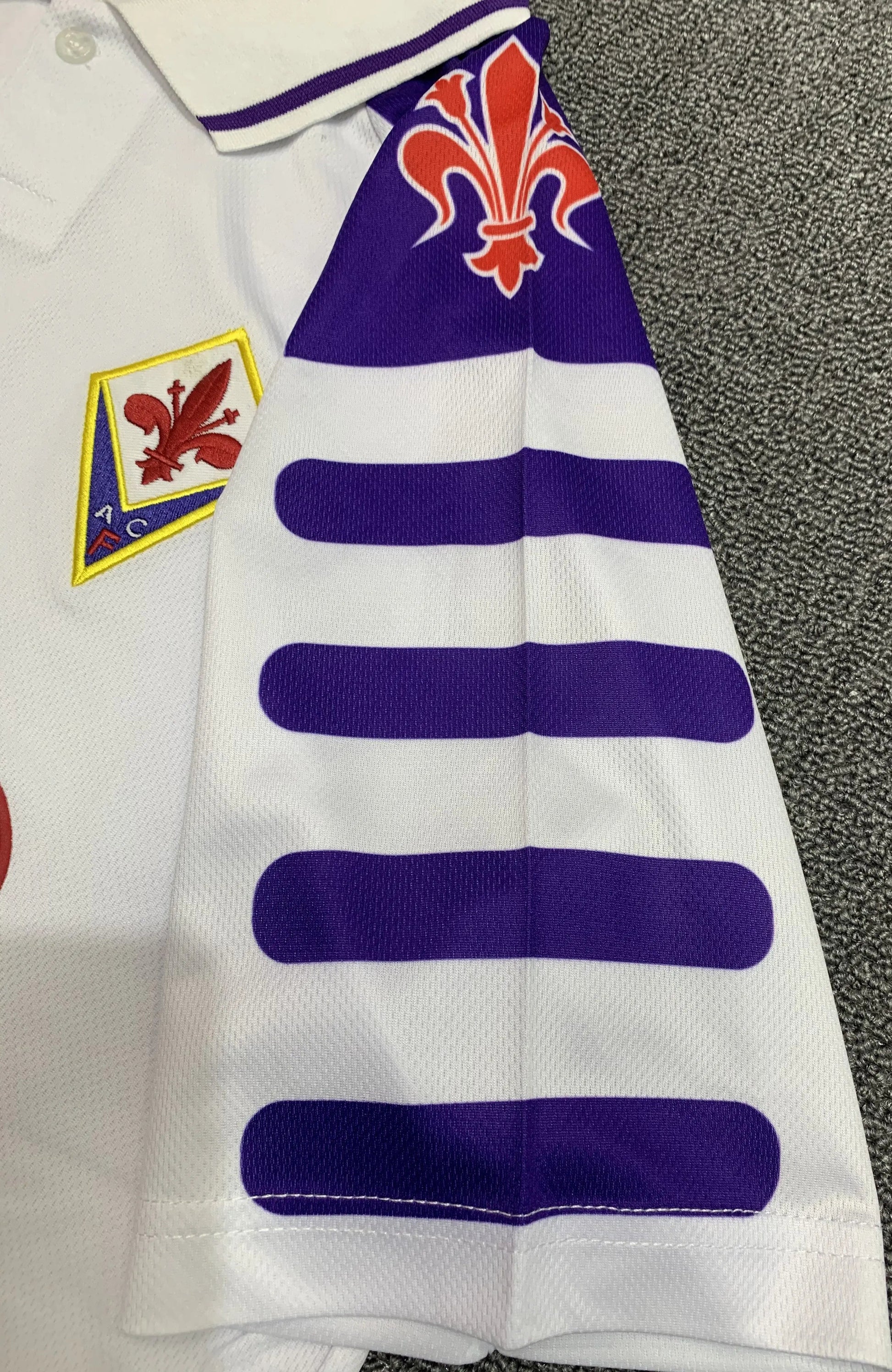 FIORENTINA Retro Away Jersey 1998-99 image 2