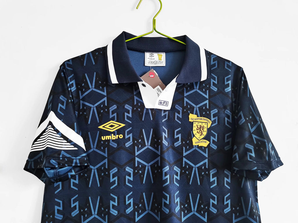 SCOTLAND Retro Home Jersey EURO 92 image 1