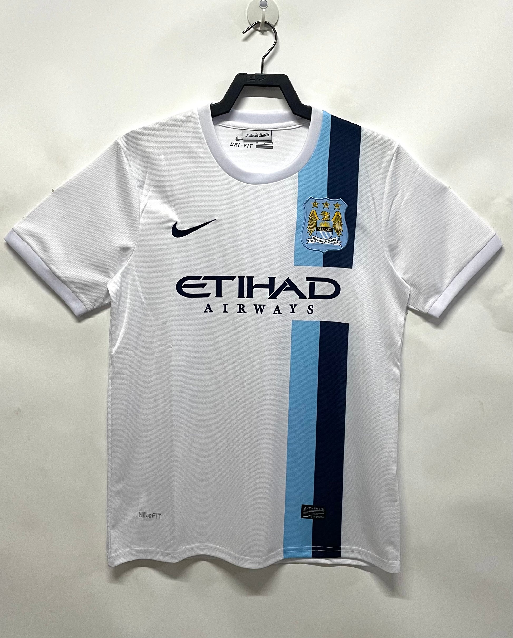 MANCHESTER CITY Retro Away Jersey  2013-14 image 0