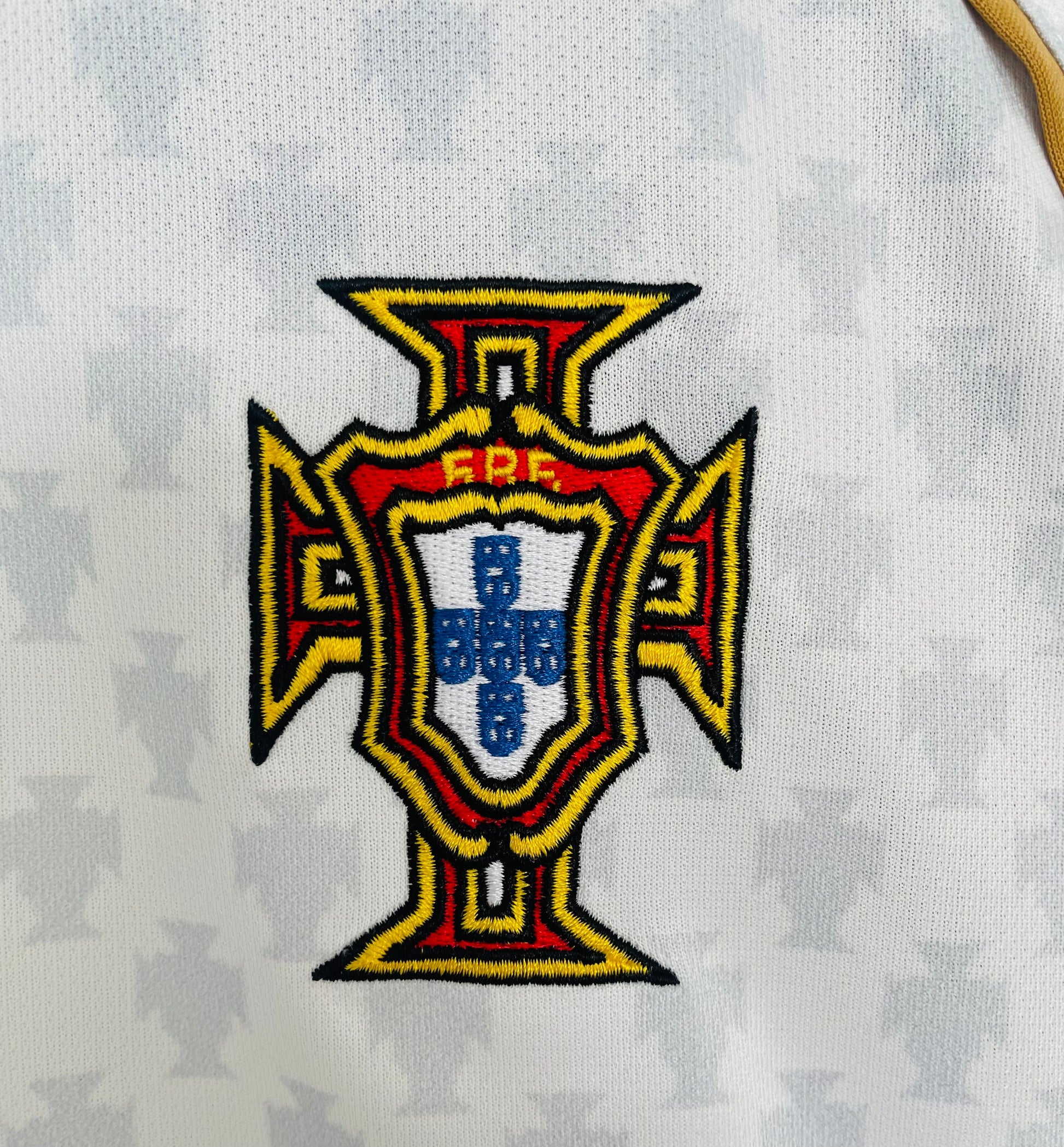 PORTUGAL Retro Away Jersey EURO 2004 image 3