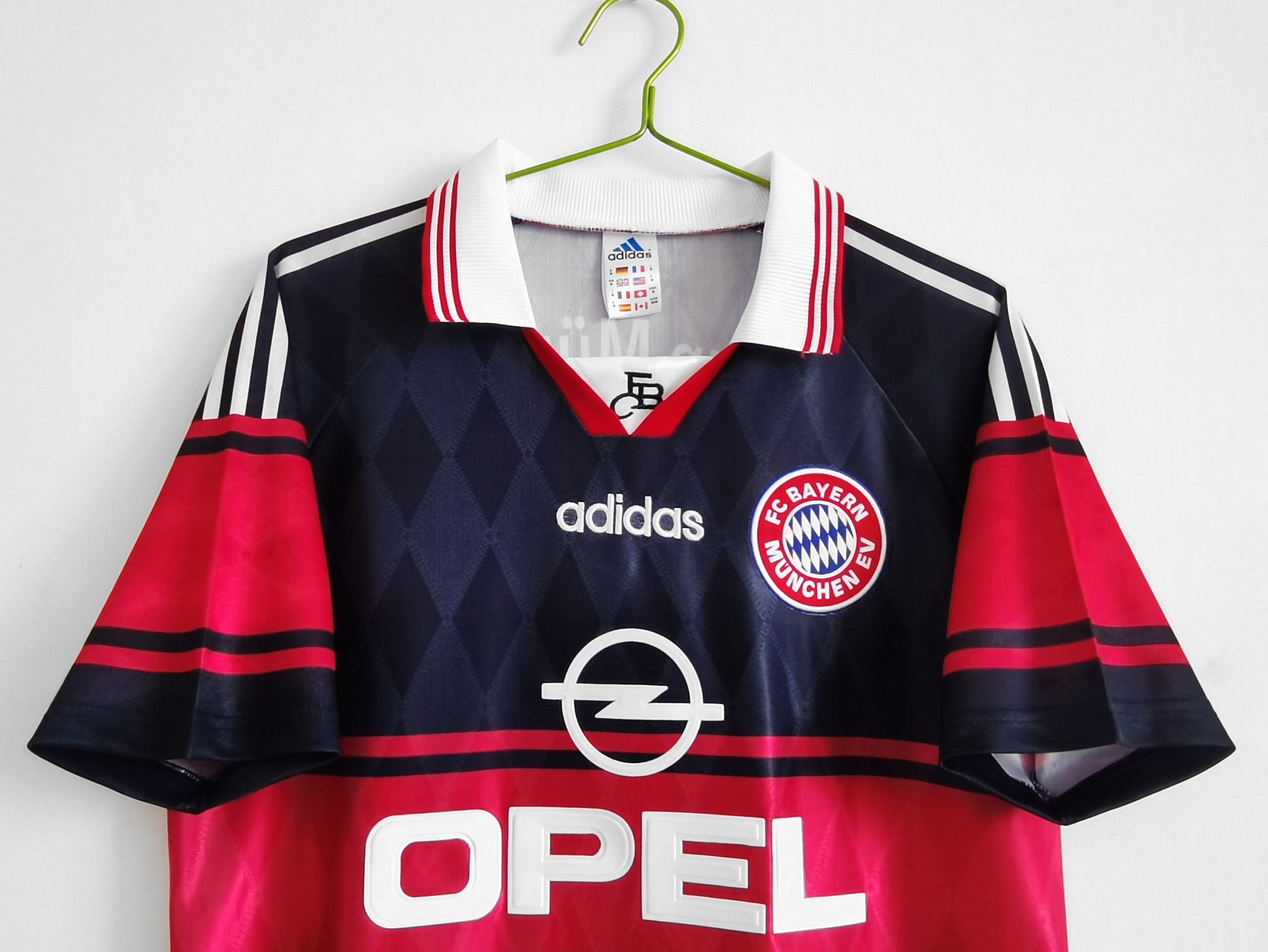 BAYERN MUNICH Retro Home Jersey 1997-99 image 9