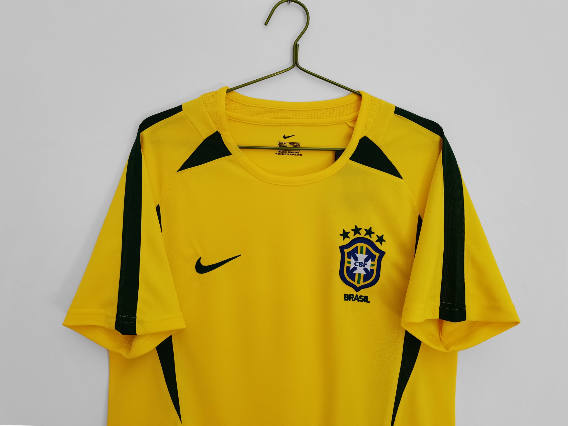 BRAZIL Retro Home Jersey 2002 image 3