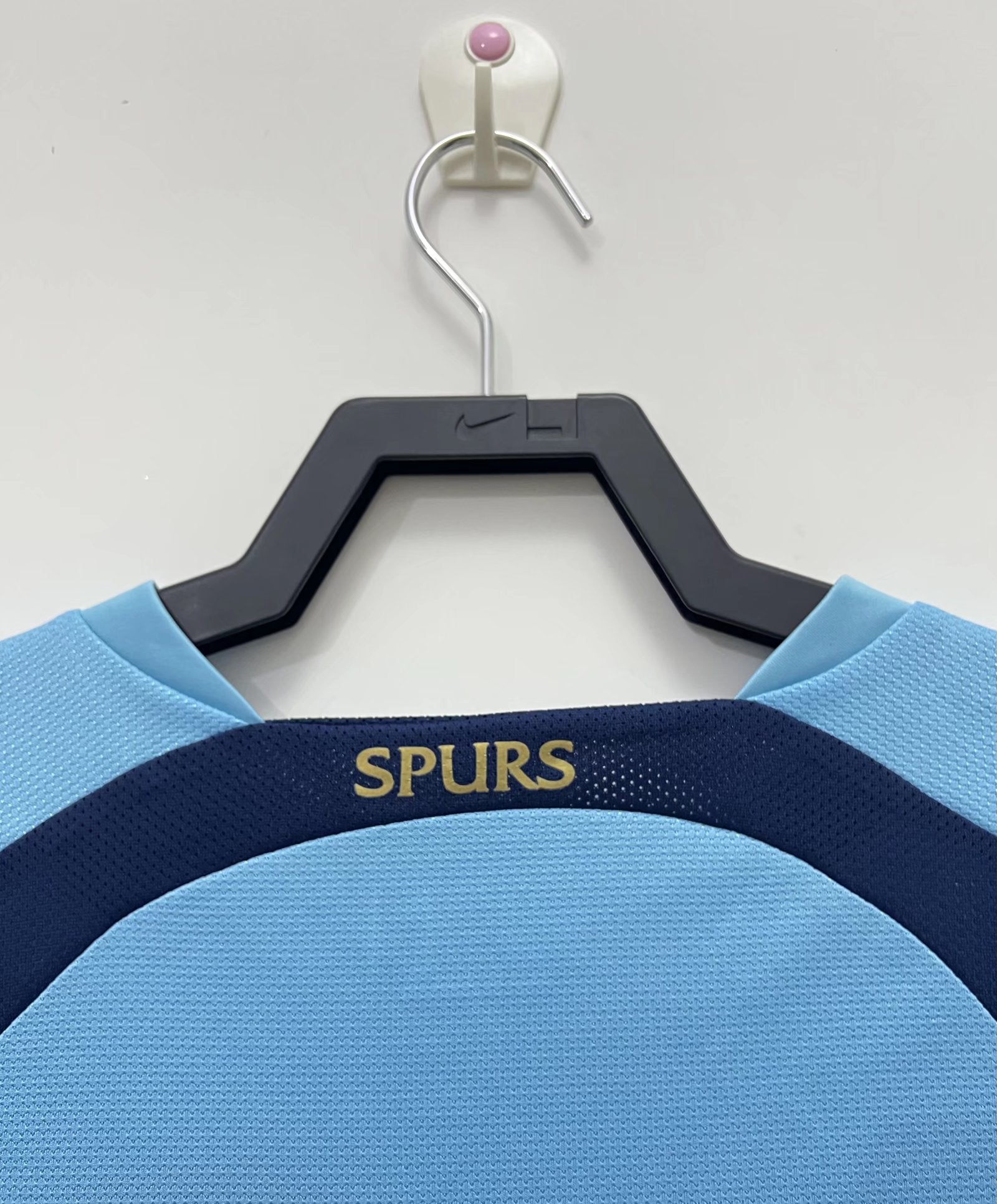 TOTTENHAM HOTSPUR Retro Away Jersey 2006 image 7