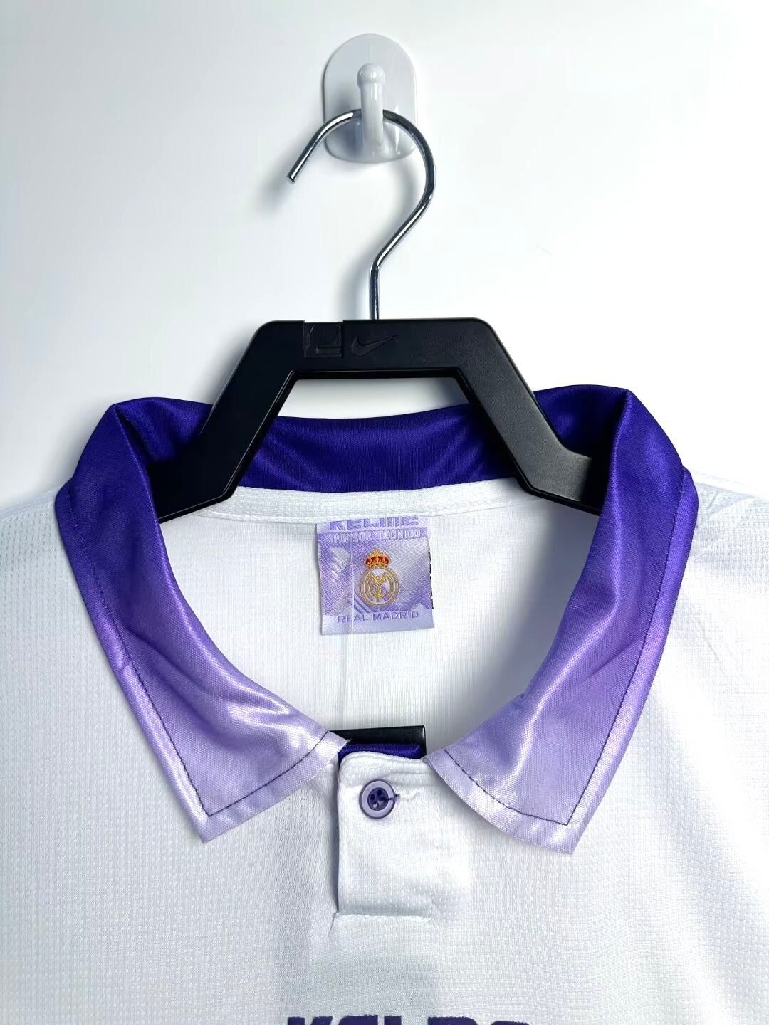 REAL MADRID Retro Home Jersey 1997-98 image 5