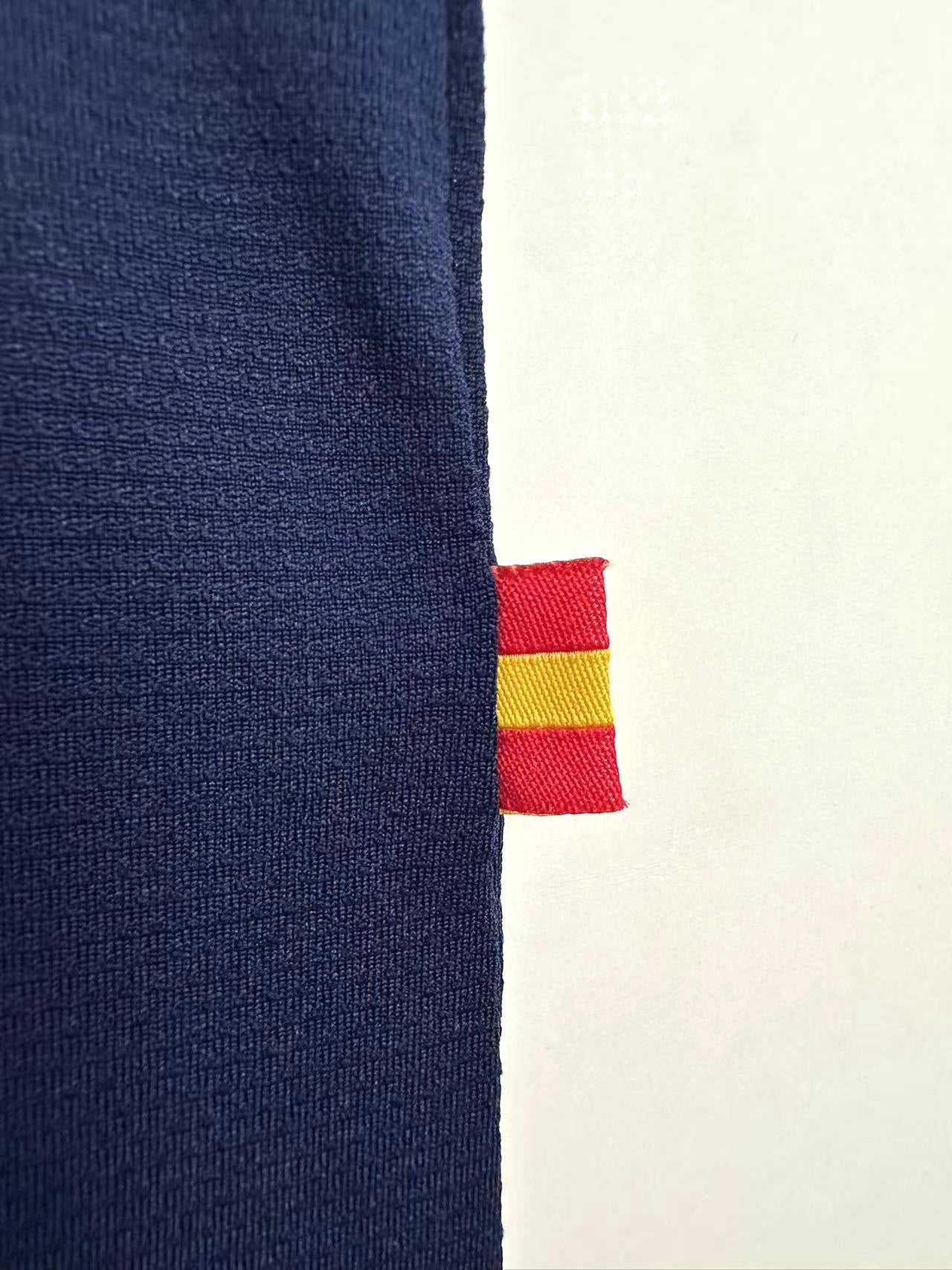 SPAIN Retro Home Jersey 1998 image 7