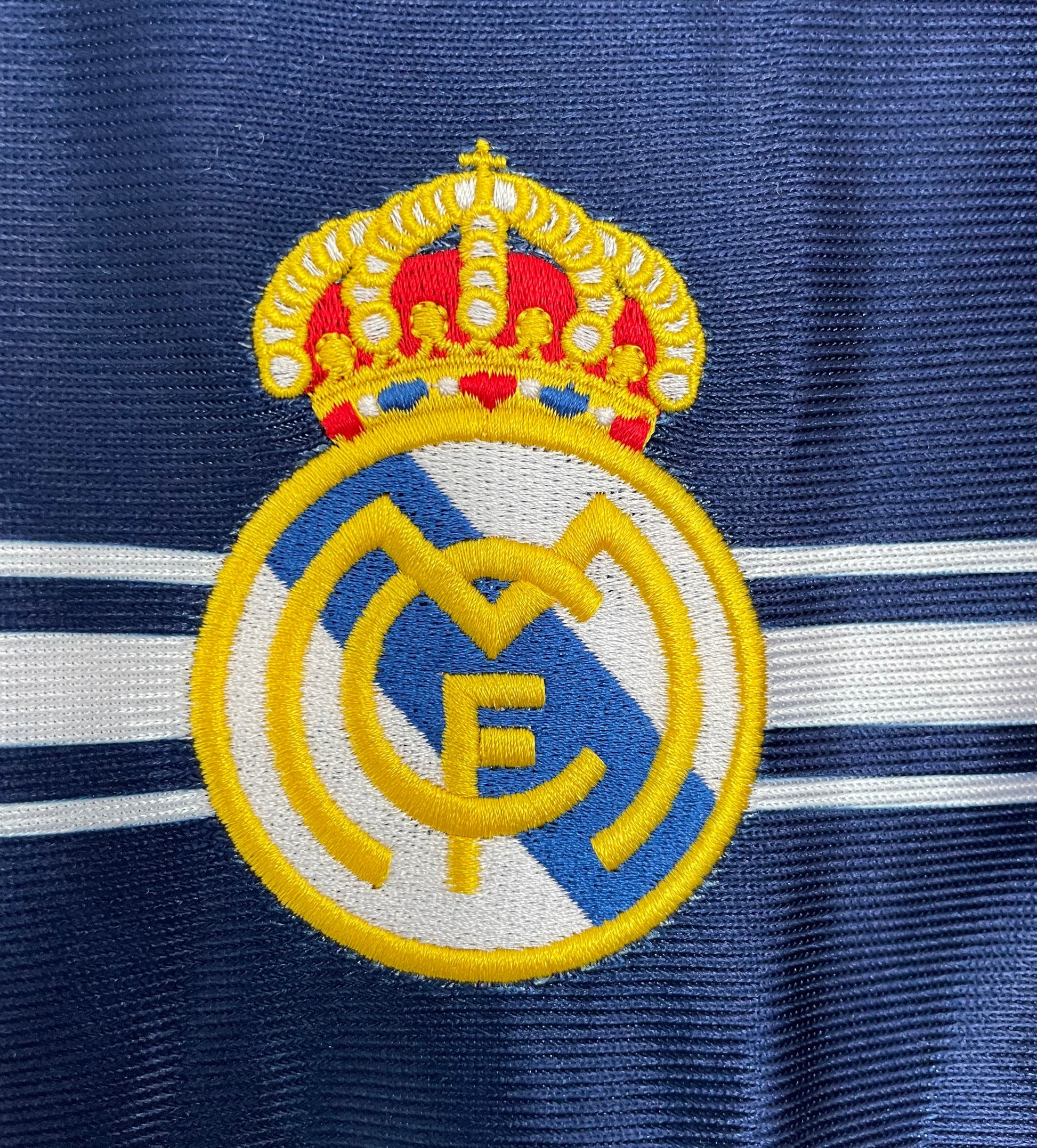 REAL MADRID Retro Away Jersey 1998-99 image 3