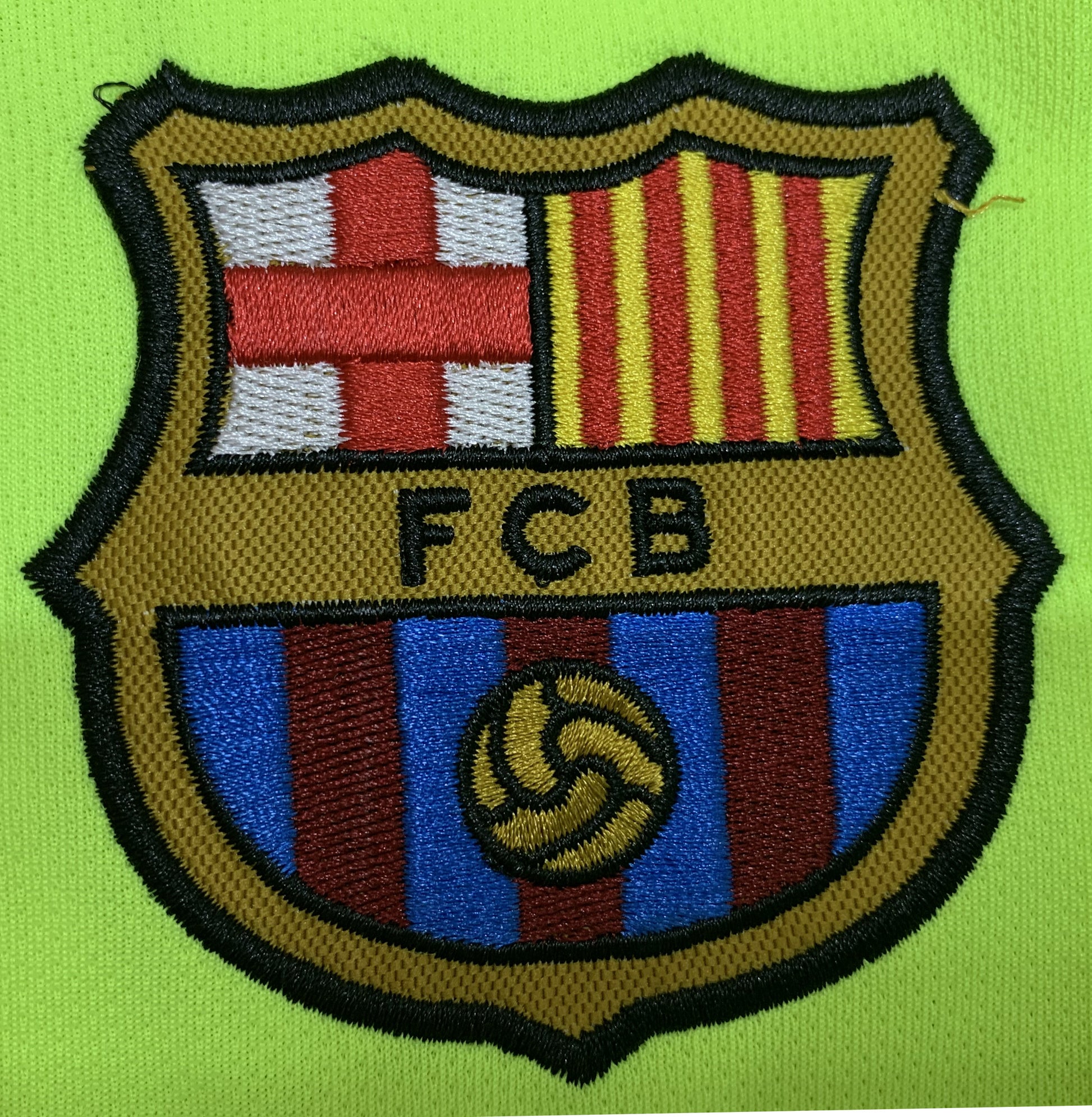 BARCELONA Retro Away Jersey  2005-06 image 3