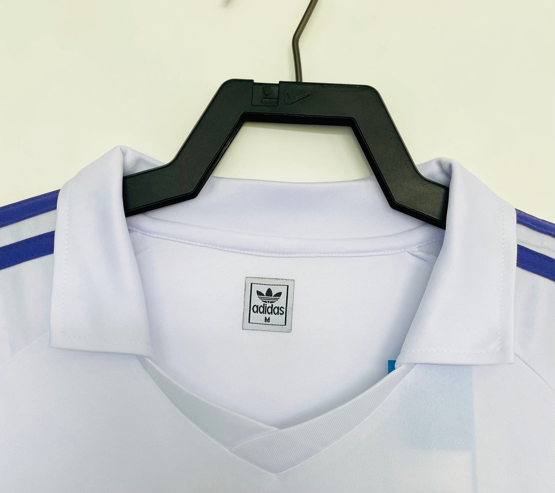 REAL MADRID Retro Home Jersey 1984-85 image 2