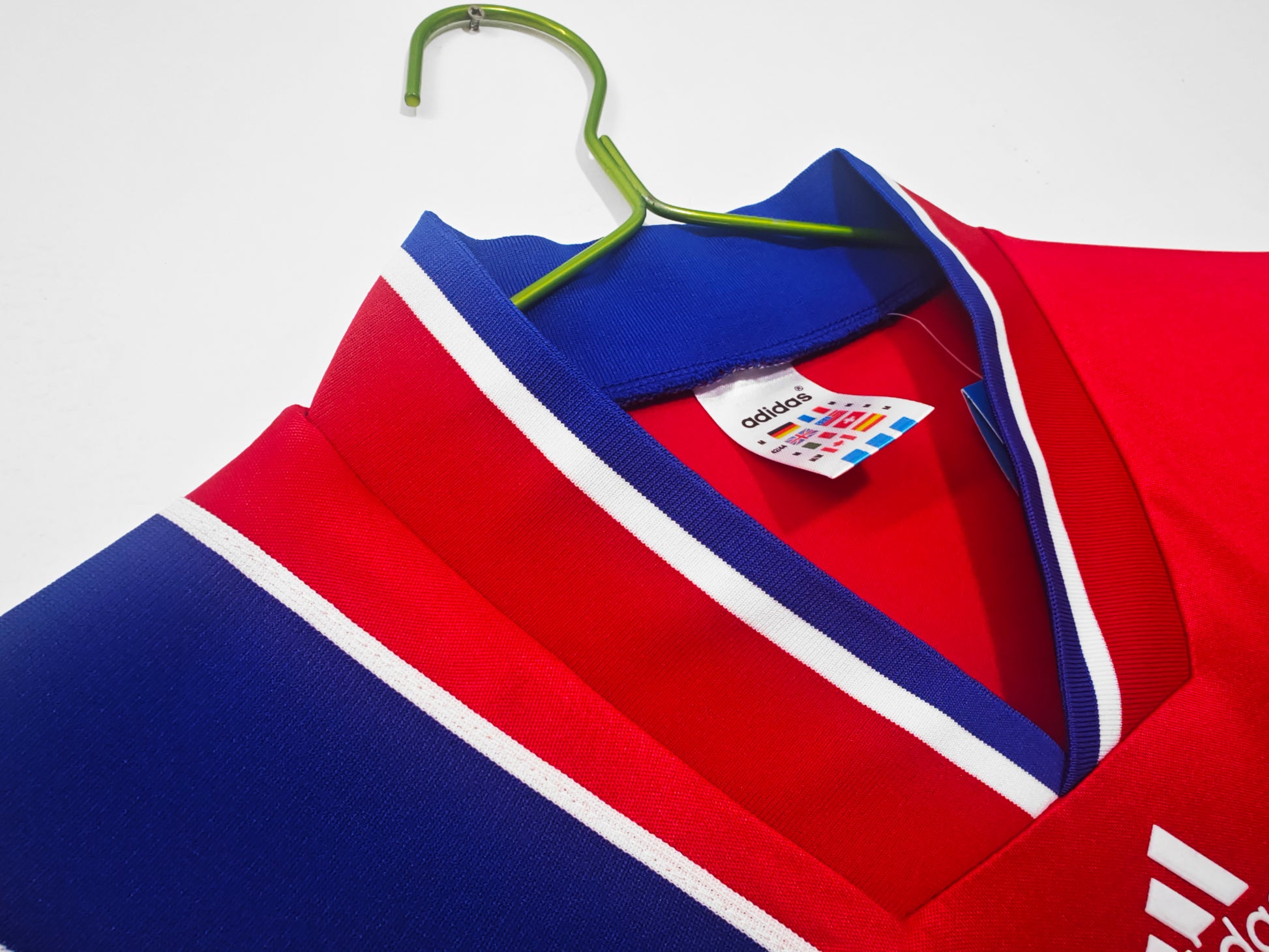 BAYERN MUNICH RETRO Home Jersey 1993-95 image 4