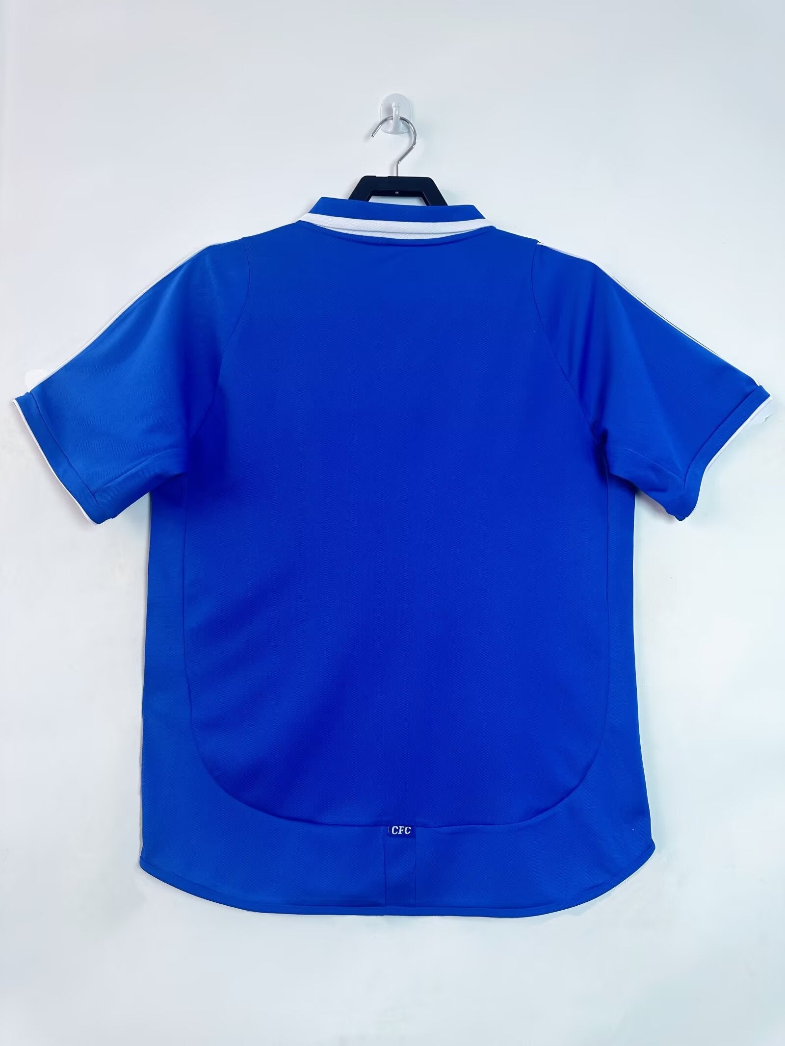 CHELSEA Retro Home Jersey 2001-03 image 1
