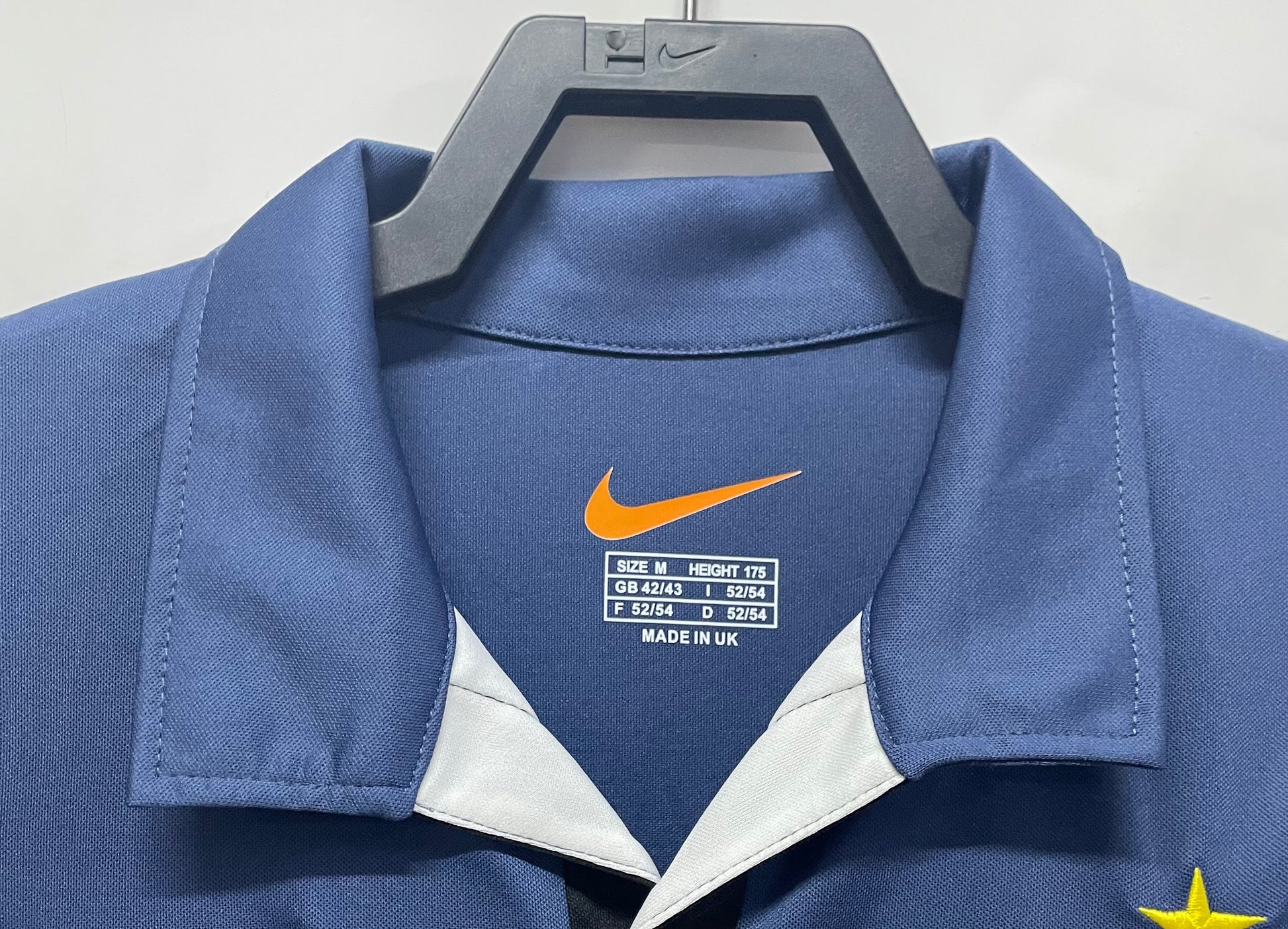 INTER MILAN Retro Away Jersey  1998-99 image 3