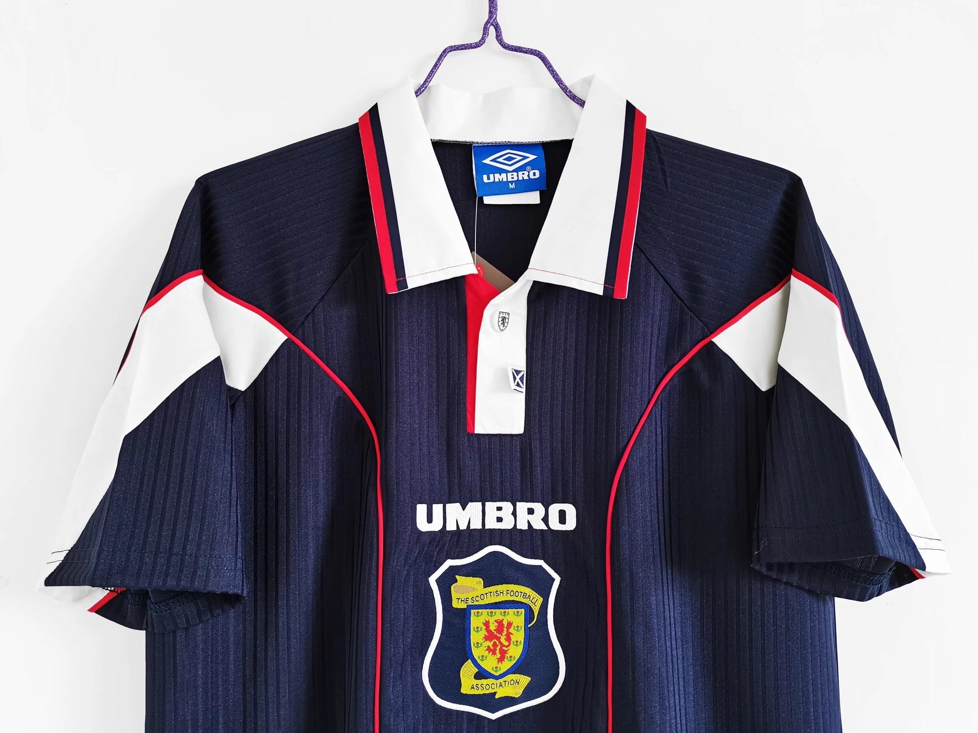 SCOTLAND Retro Home Jersey EURO 96 image 6