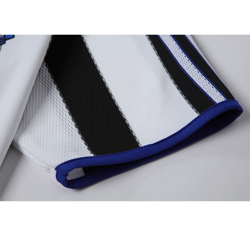 NEWCASTLE UNITED Retro Home Jersey 2000-01 image 7