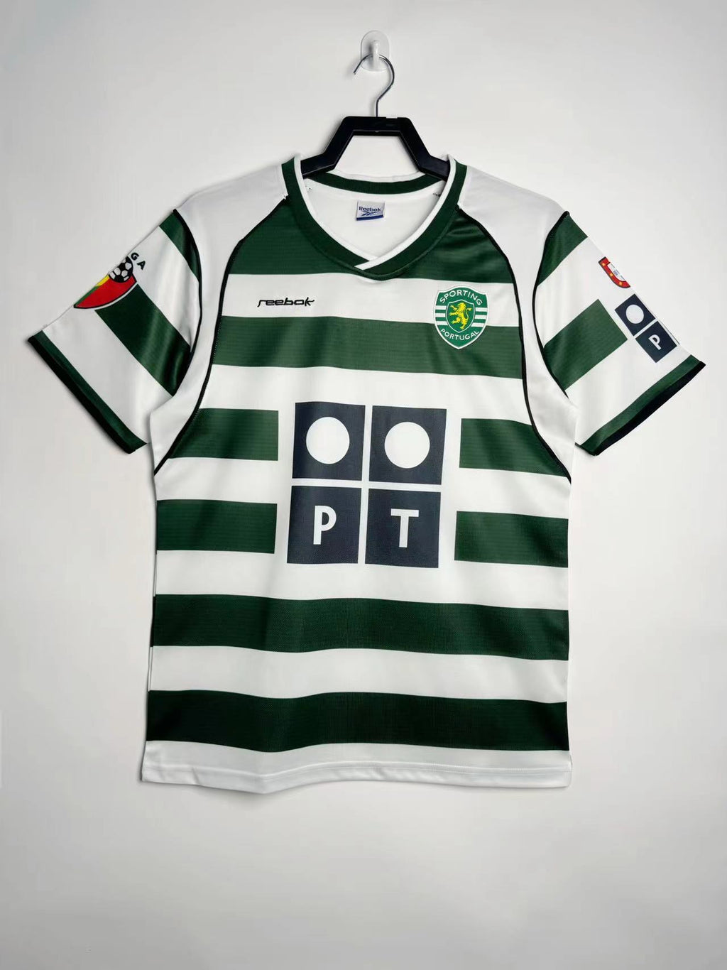 SPORTING LISBON Retrkms home Jersey  2001-03 image 0