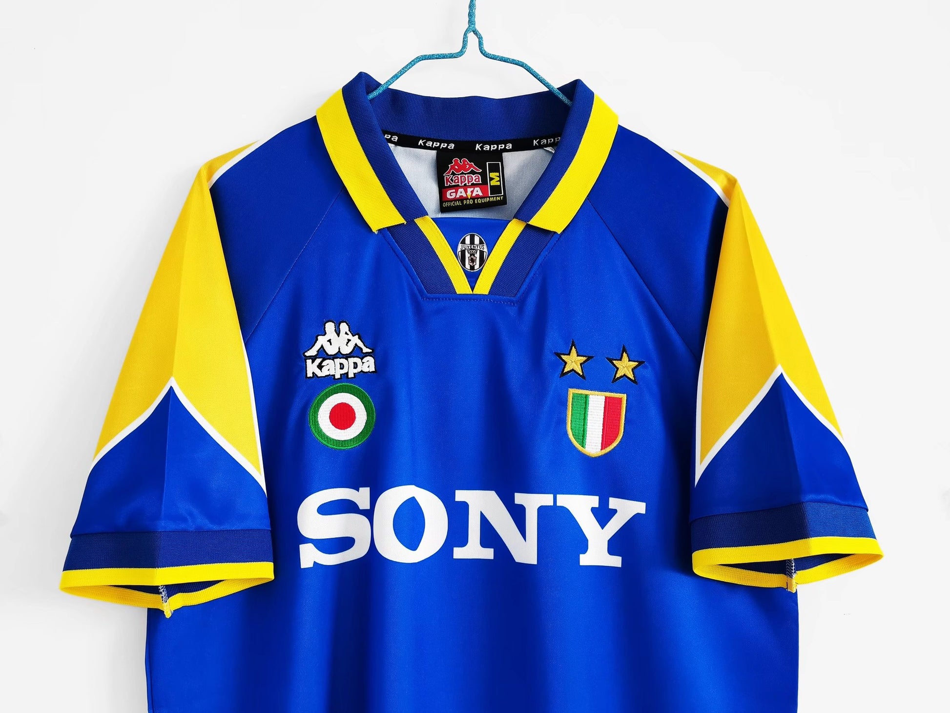 JUVENTUS Retro Away Jersey 1996-97 image 9