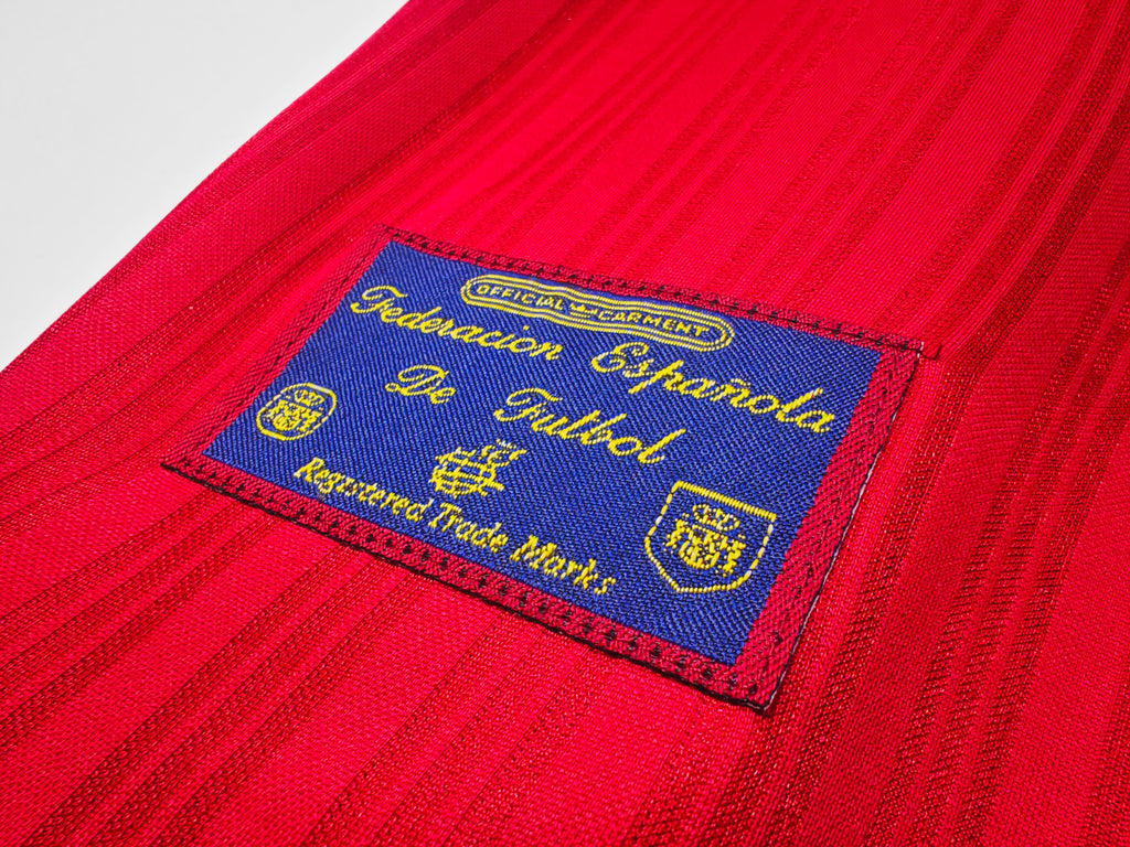 SPAIN Retro Home Jersey EURO 96 image 5