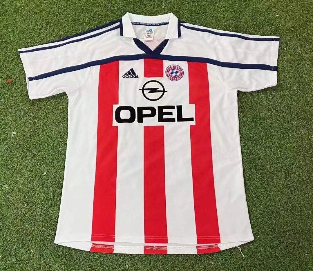 BAYERN MUNICH Retro Away Jersey 2000-01 image 0