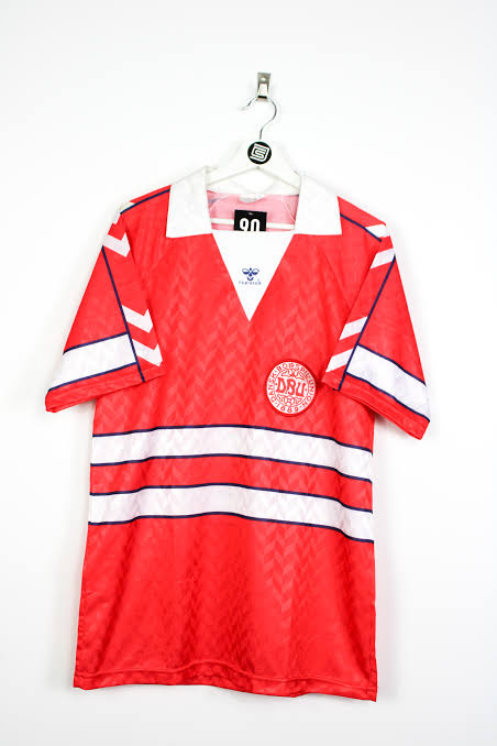 DENMARK Retro Home Jersey 1988 image 0
