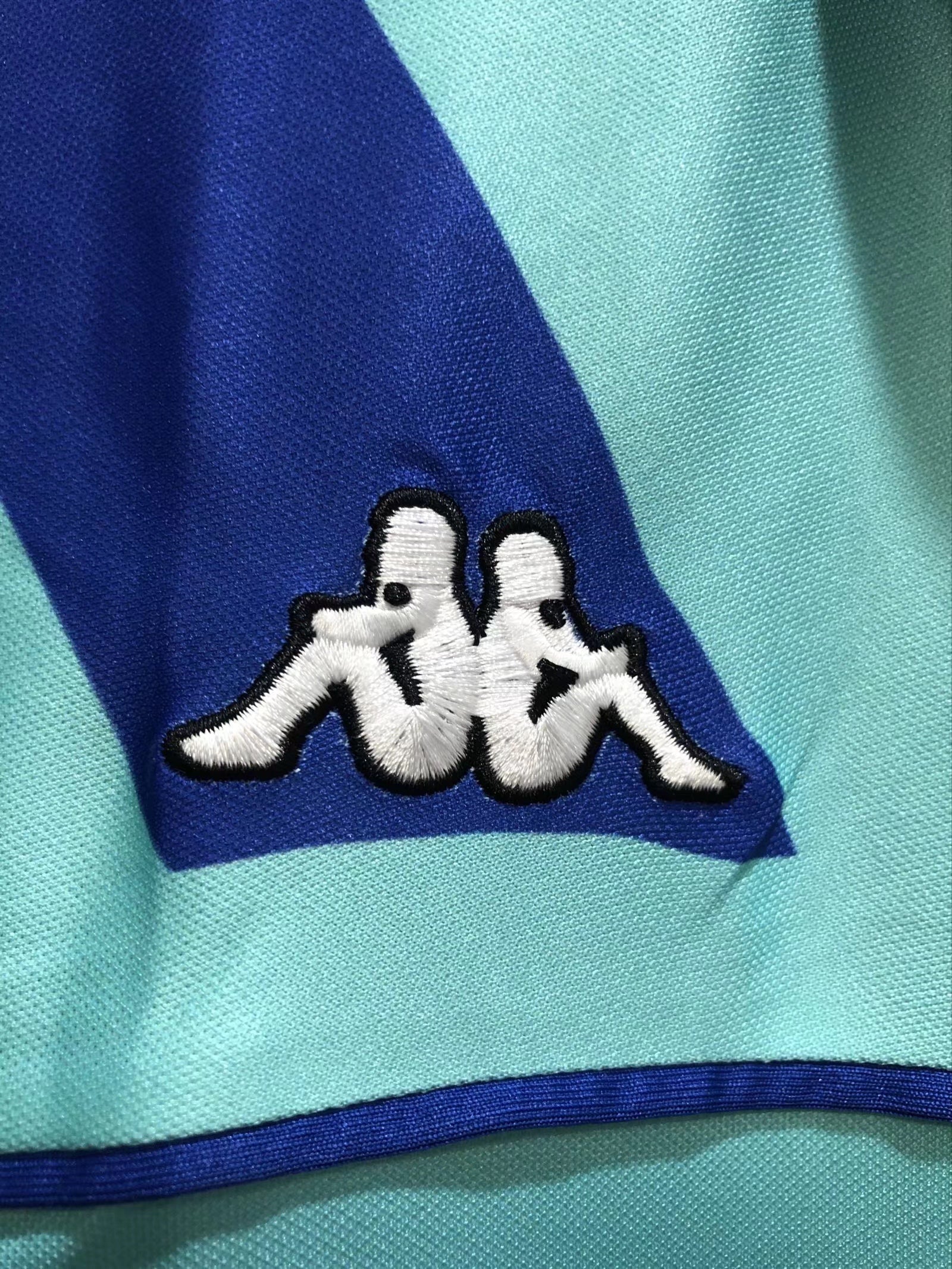 BARCELONA Retro Away Jersey 1992-95 image 9