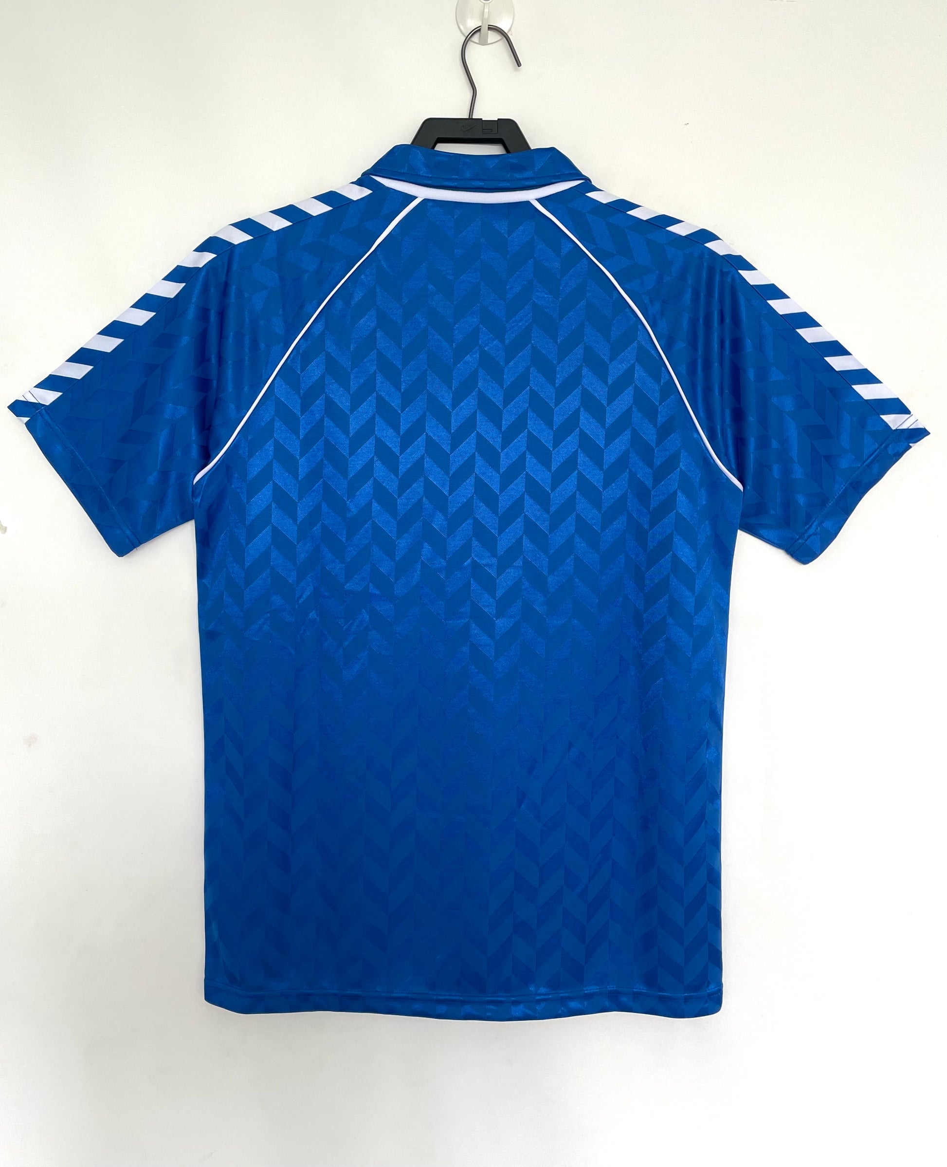 REAL MADRID Retro Away Jersey 1986-87 image 1