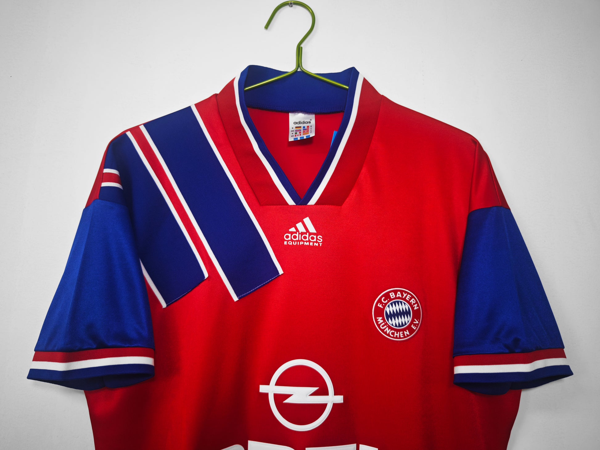 BAYERN MUNICH RETRO Home Jersey 1993-95 image 3