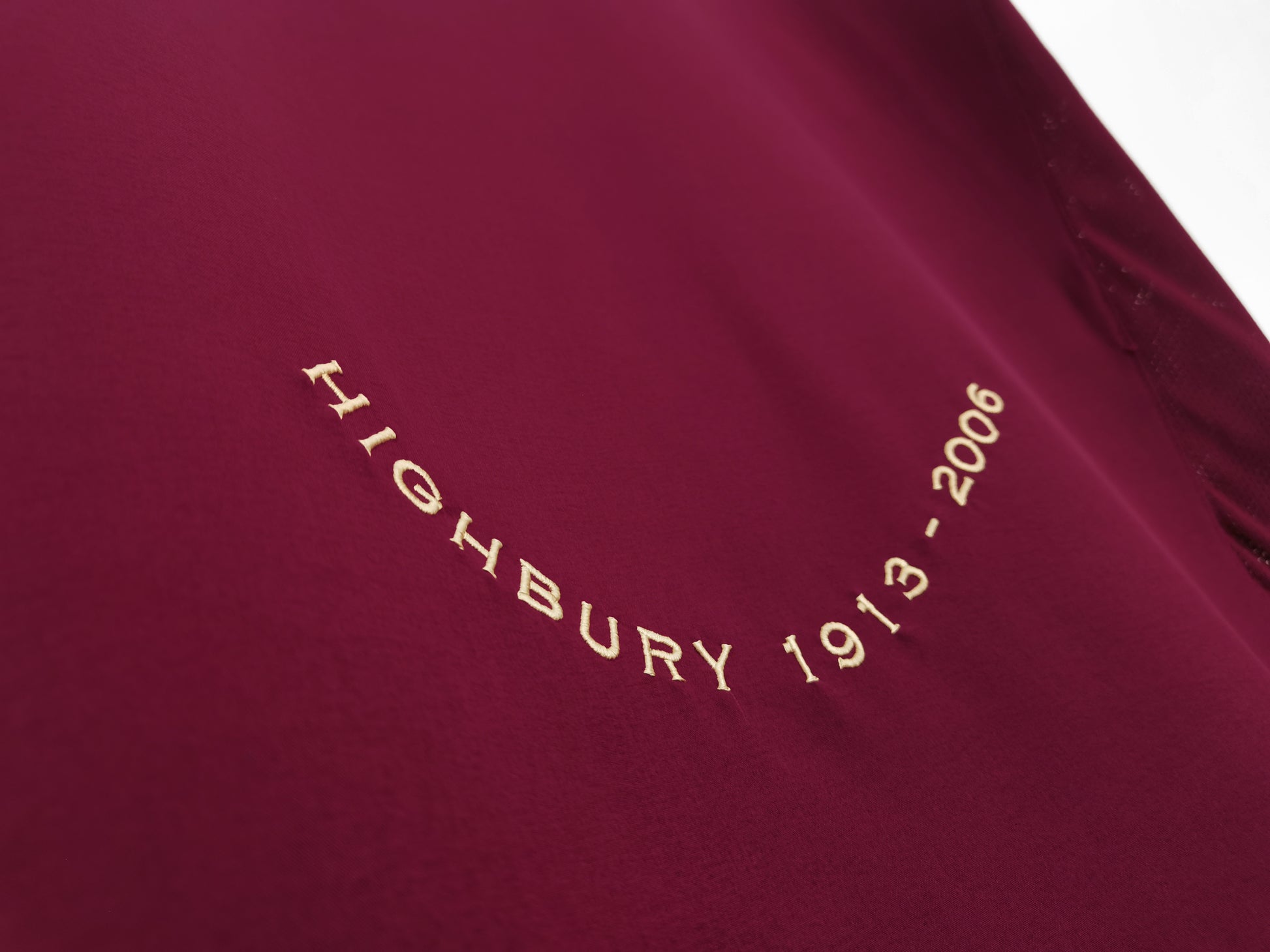 ARSENAL Retro Home Jersey 2005 image 8