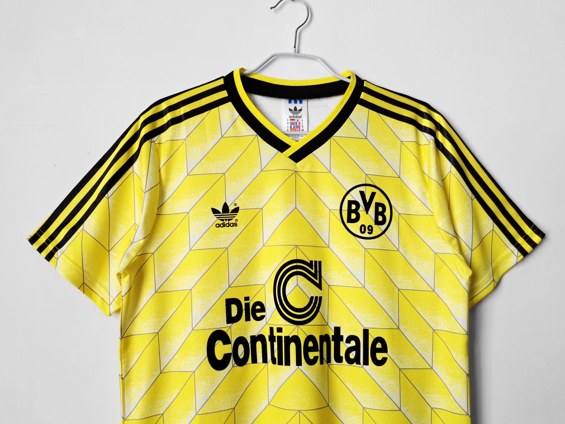 BVB Retro Home Jersey 1988 image 6