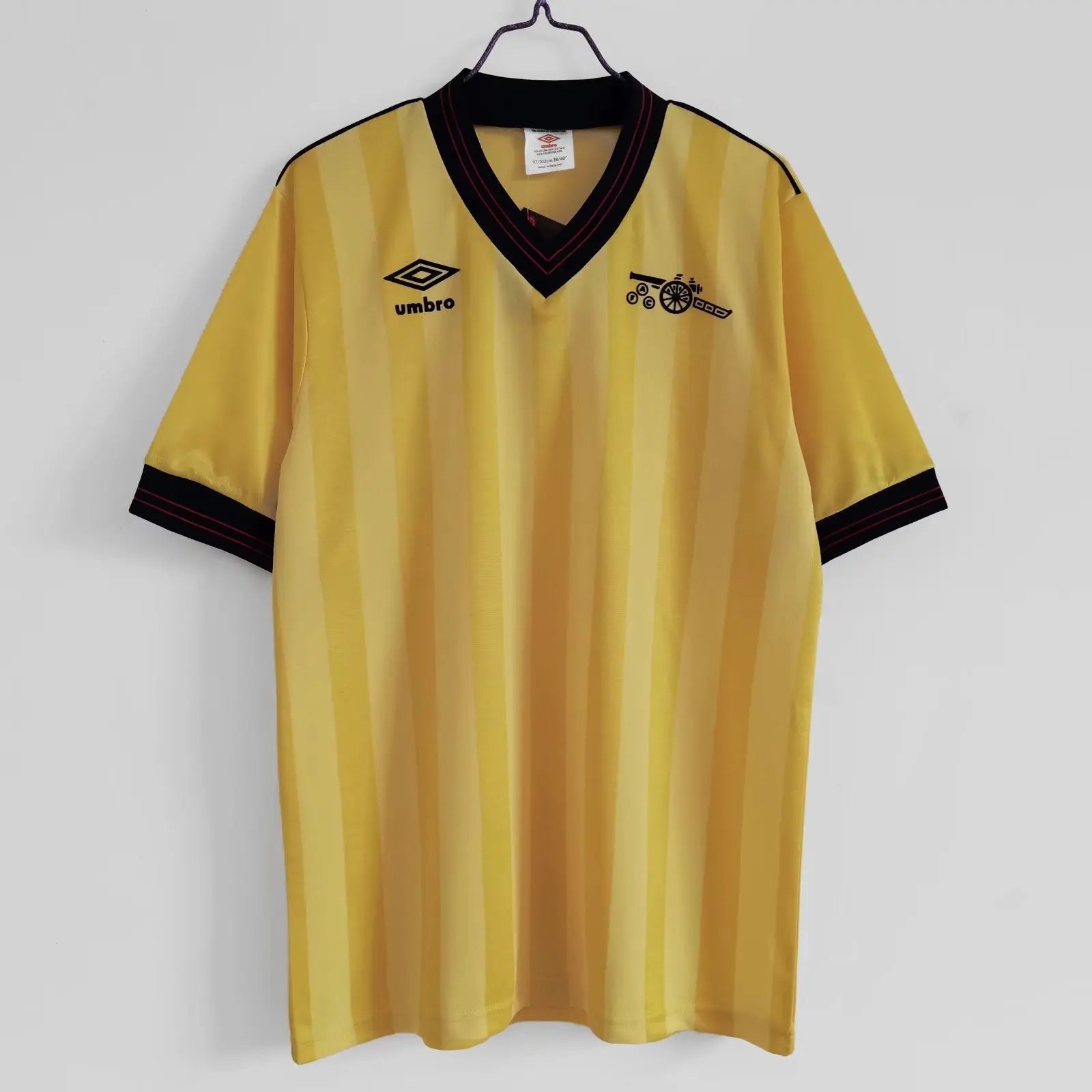 ARSENAL RETRO JERSEY 1983-86 image 0